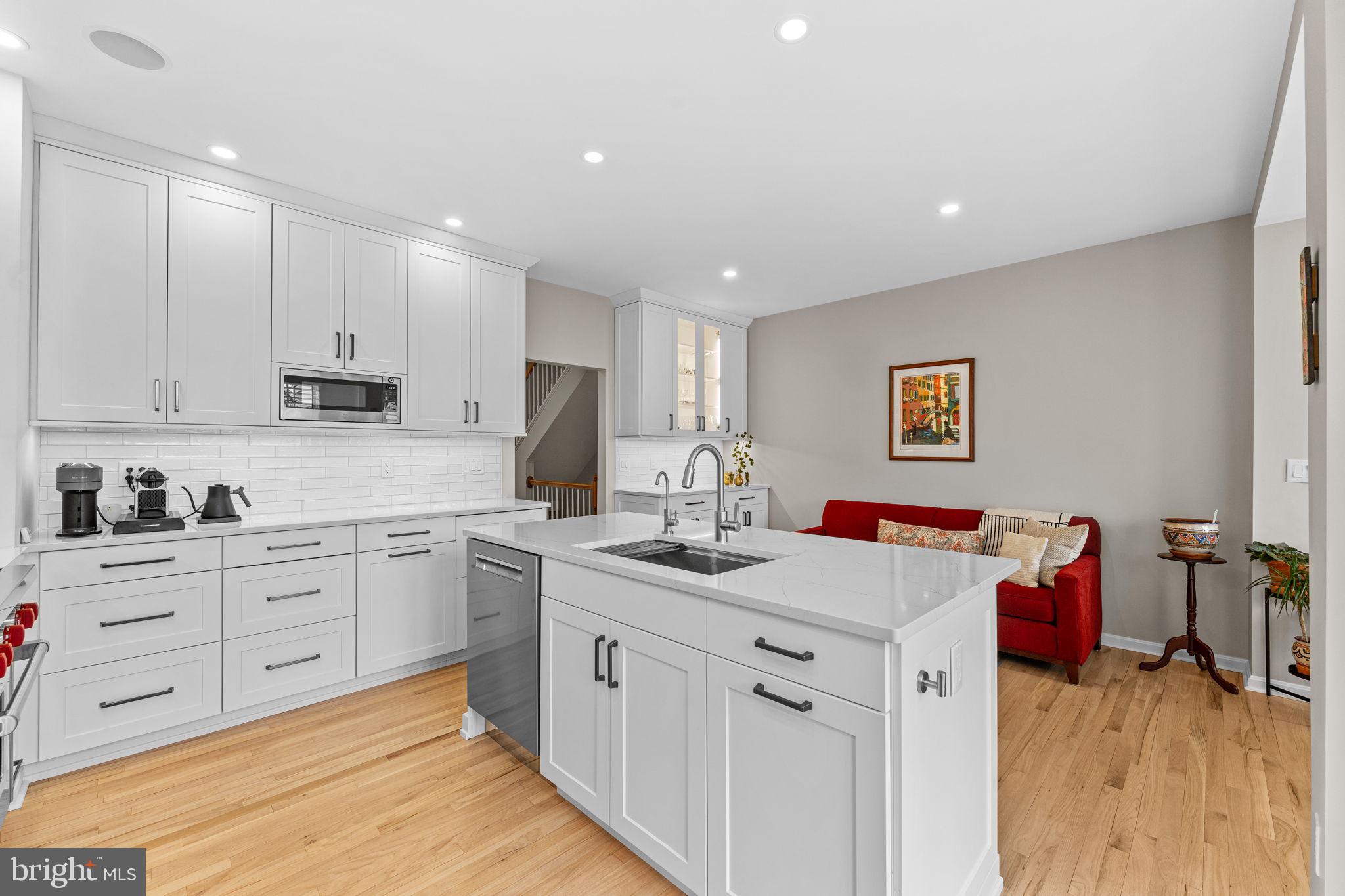 LONGFORD CROSSING - Residential