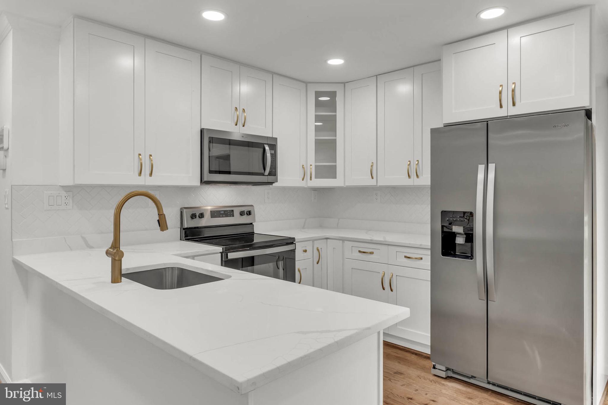 WINDBROOK - Residential Lease