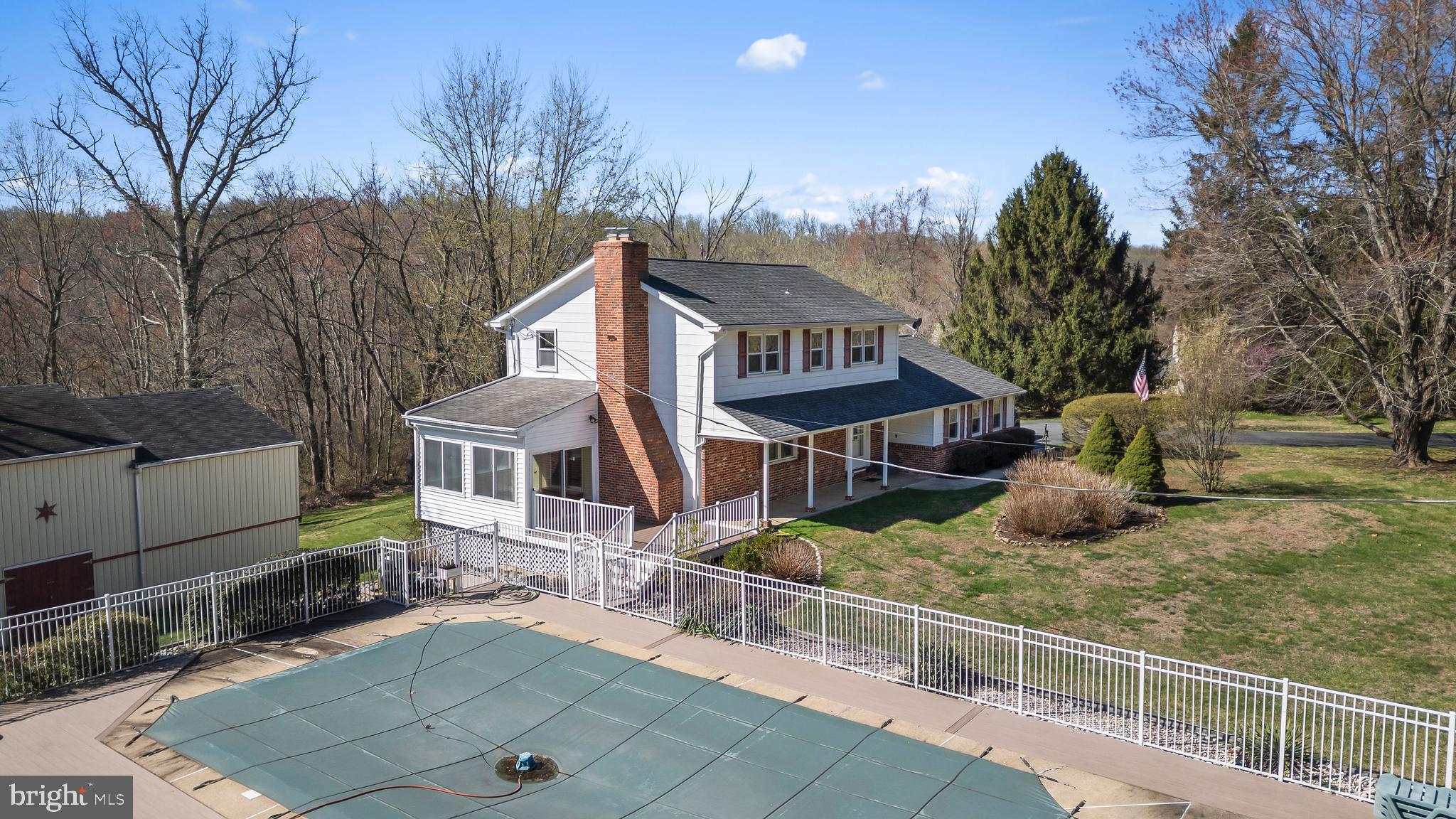 DONOMORE FARMS - Residential