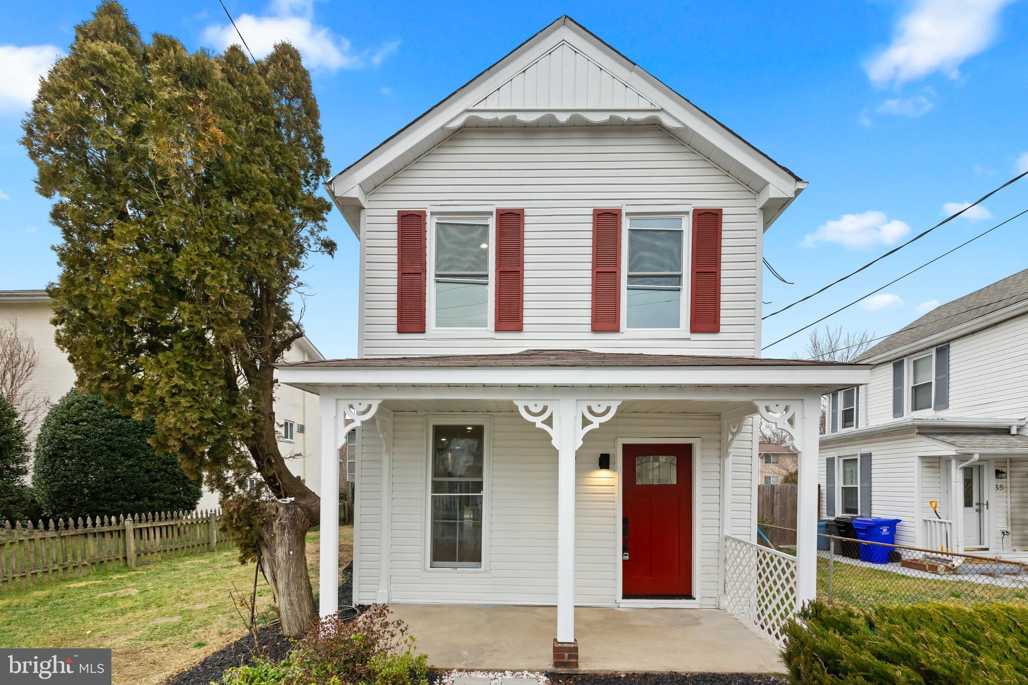 LAUREL - Residential