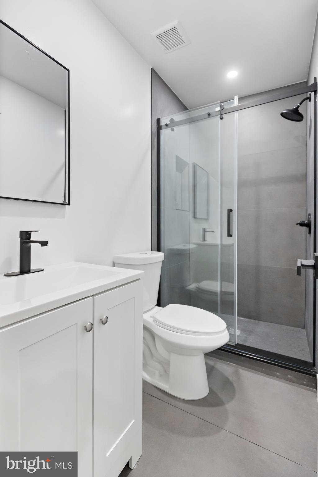 LAUREL - Residential