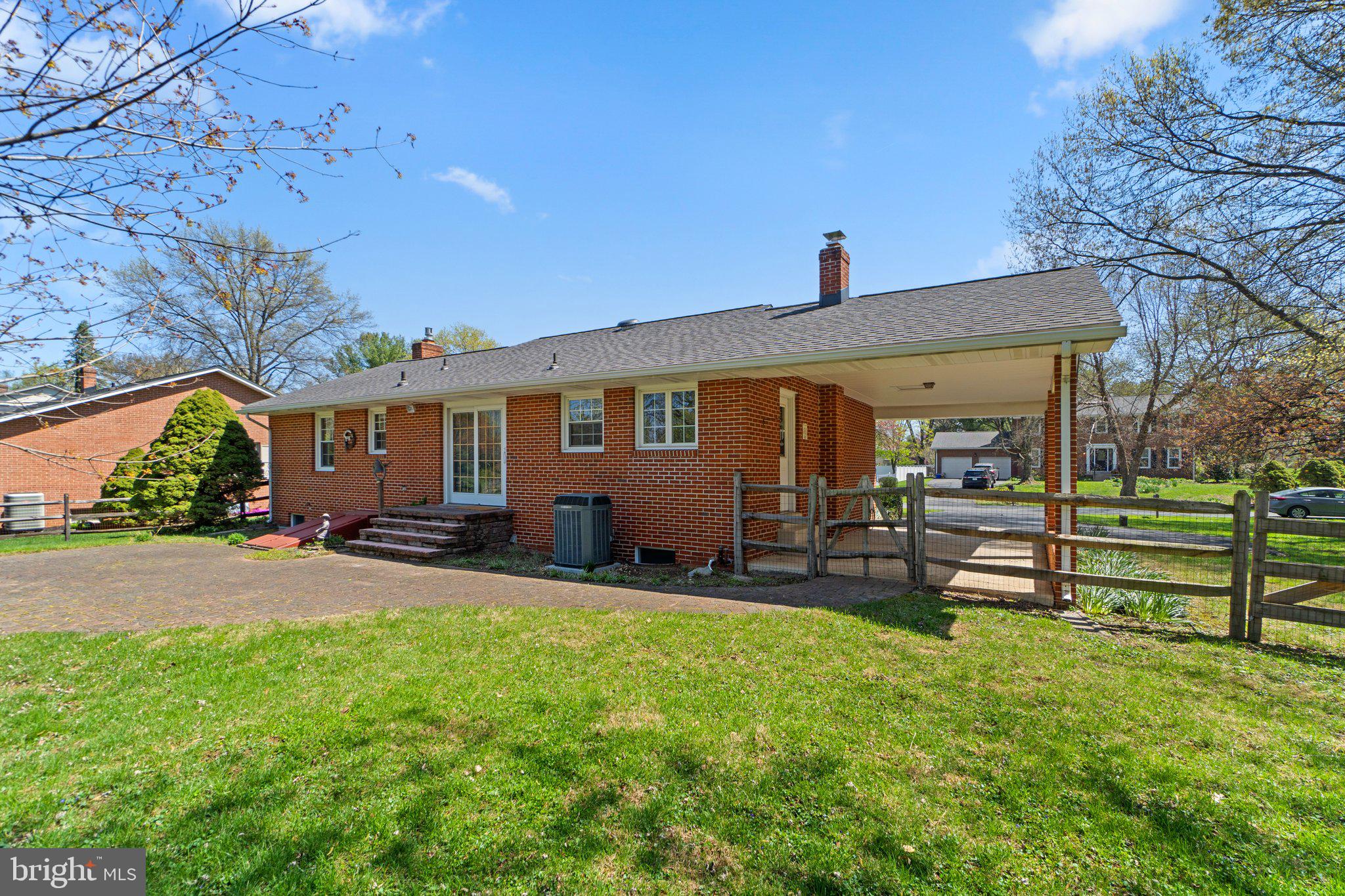 CLOVER HILL - Residential