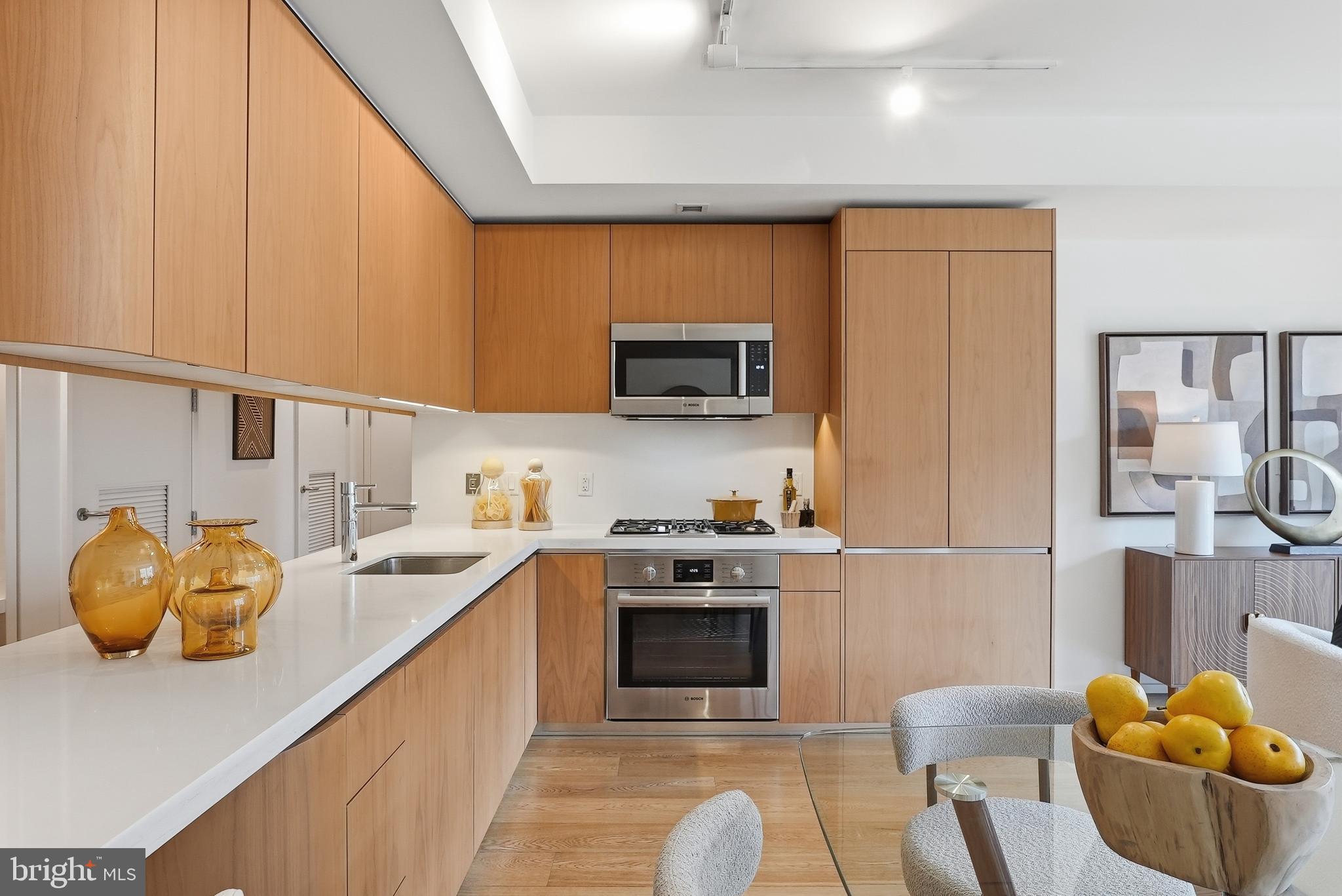 925 H STREET NW 904