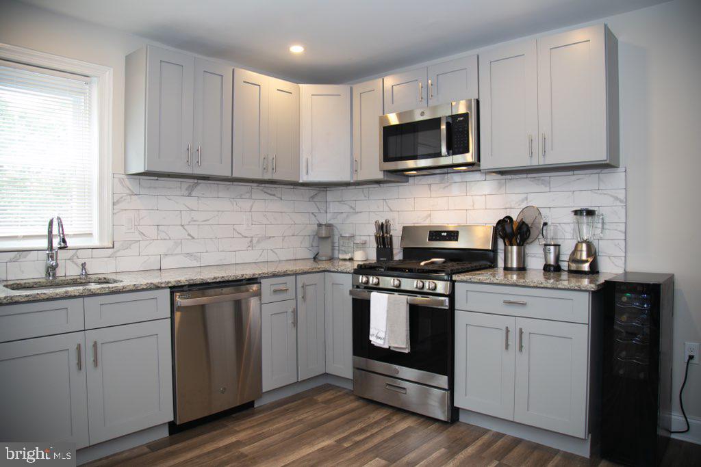 COLLINGDALE - Residential