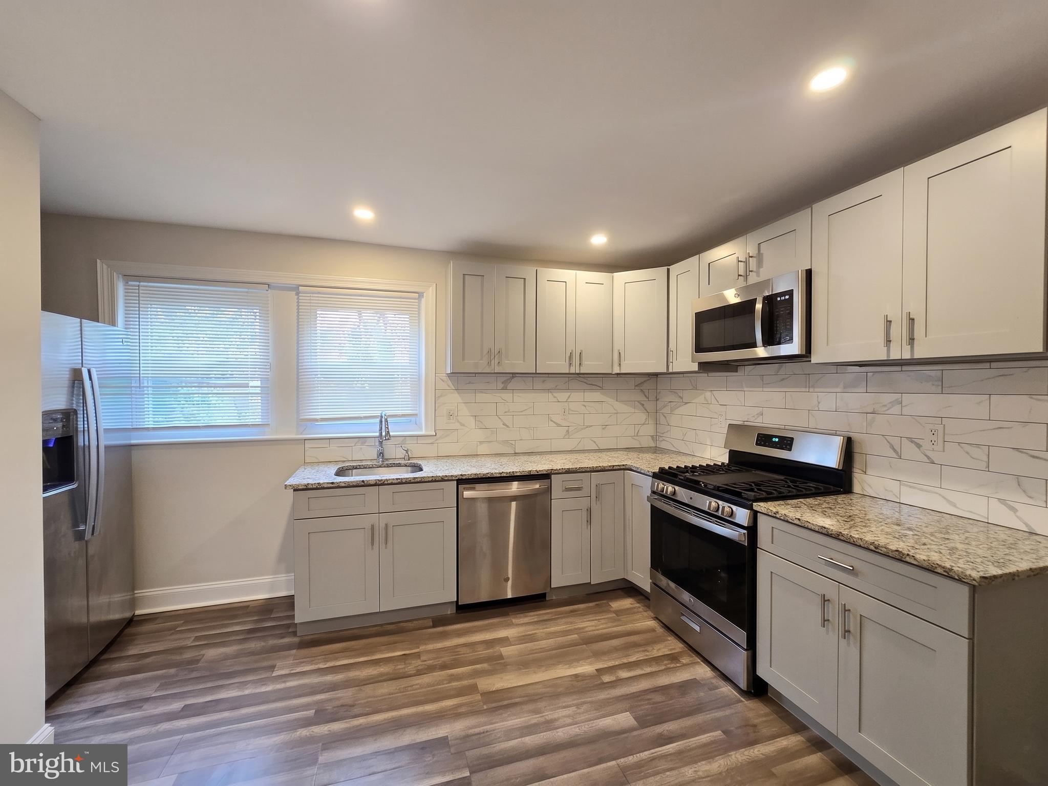 COLLINGDALE - Residential
