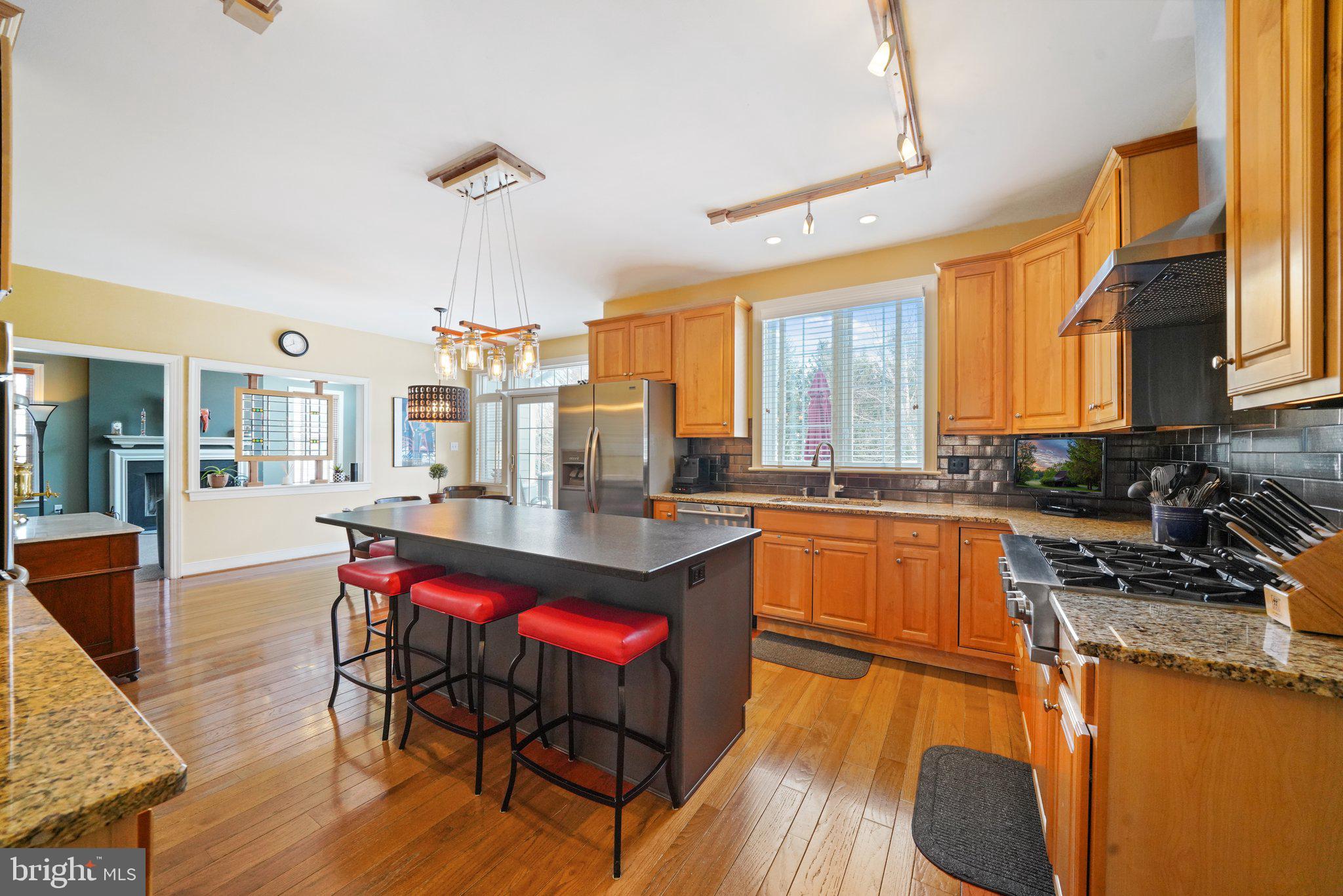 ROSSMORE - Residential