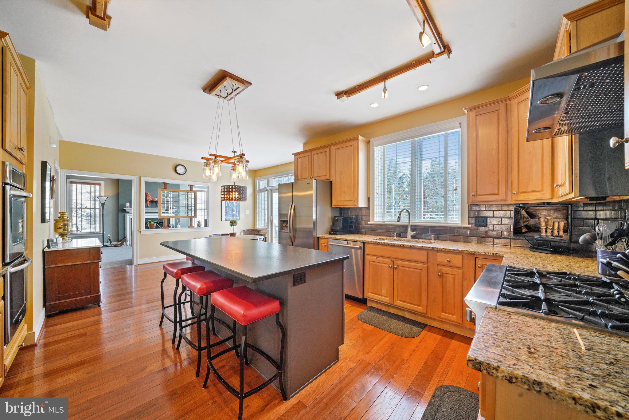 ROSSMORE - Residential