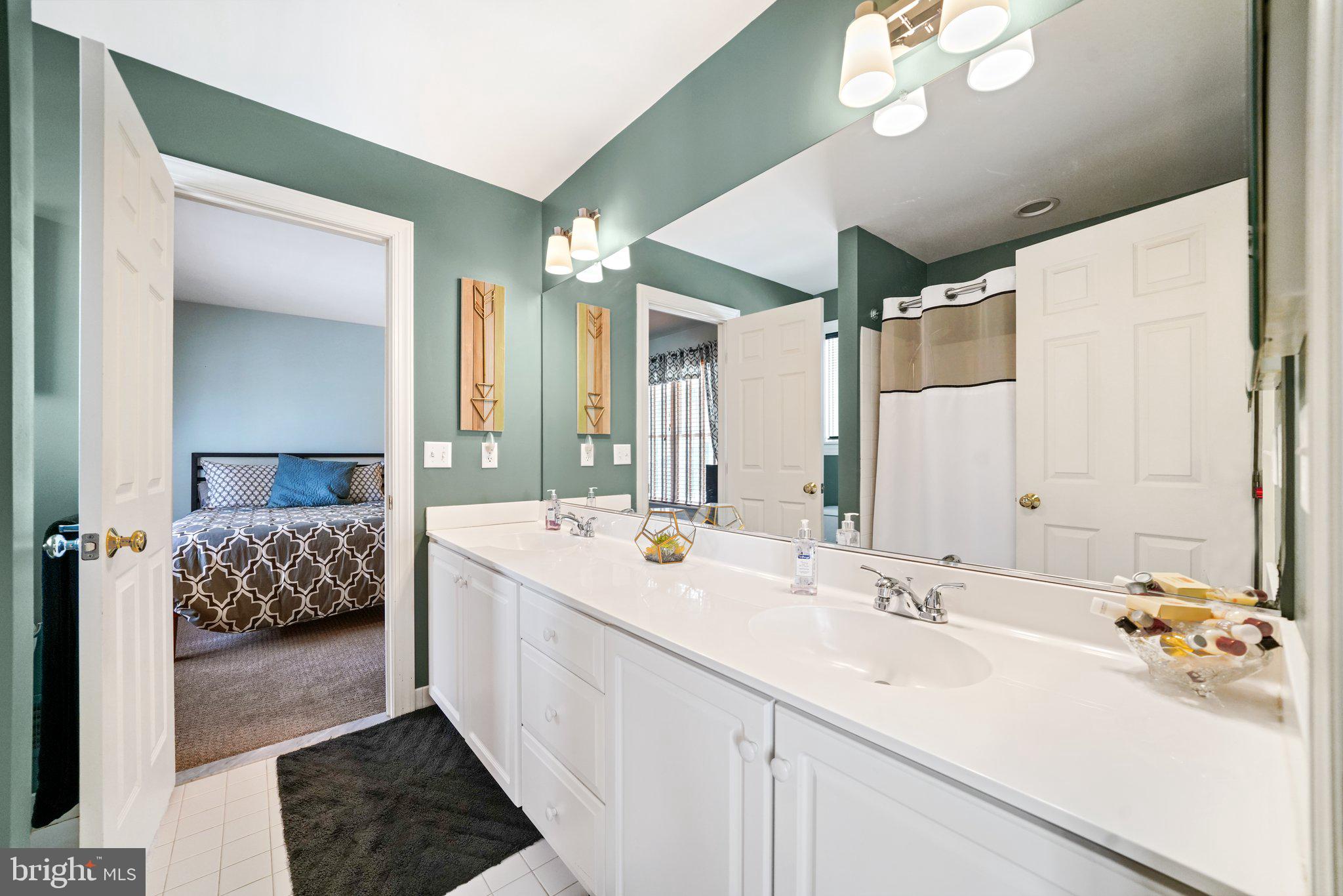 ROSSMORE - Residential