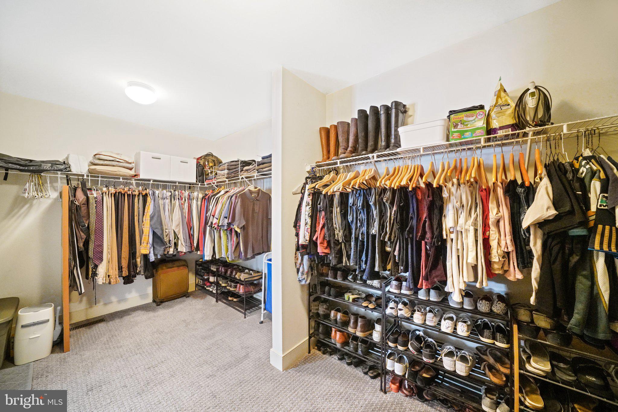 ROSSMORE - Residential