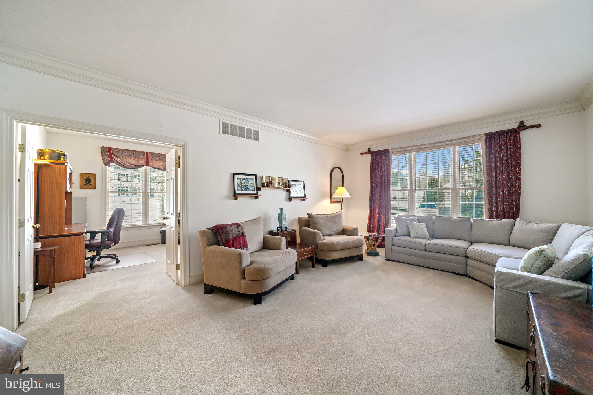 ROSSMORE - Residential