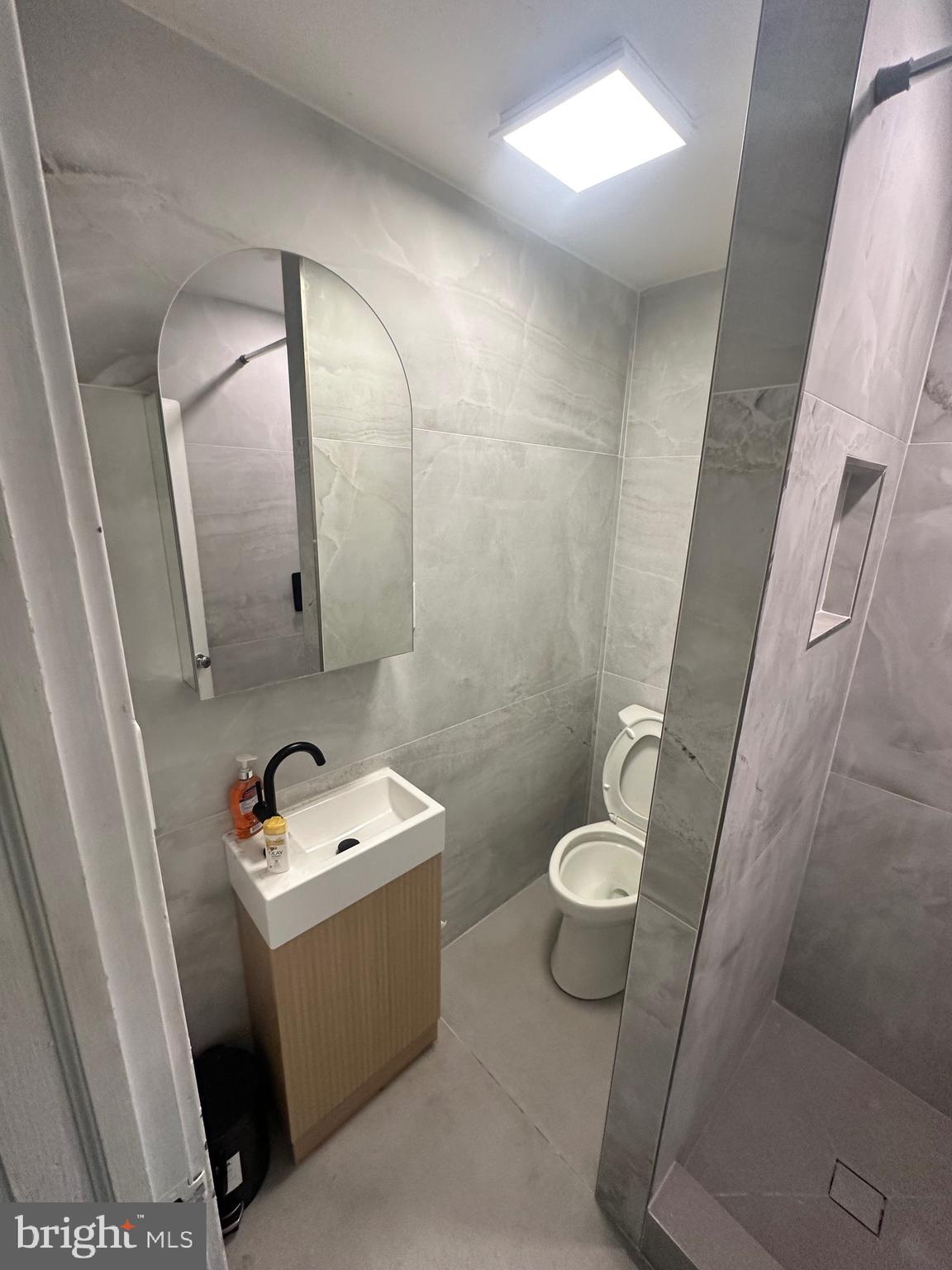 KENSINGTON - Residential