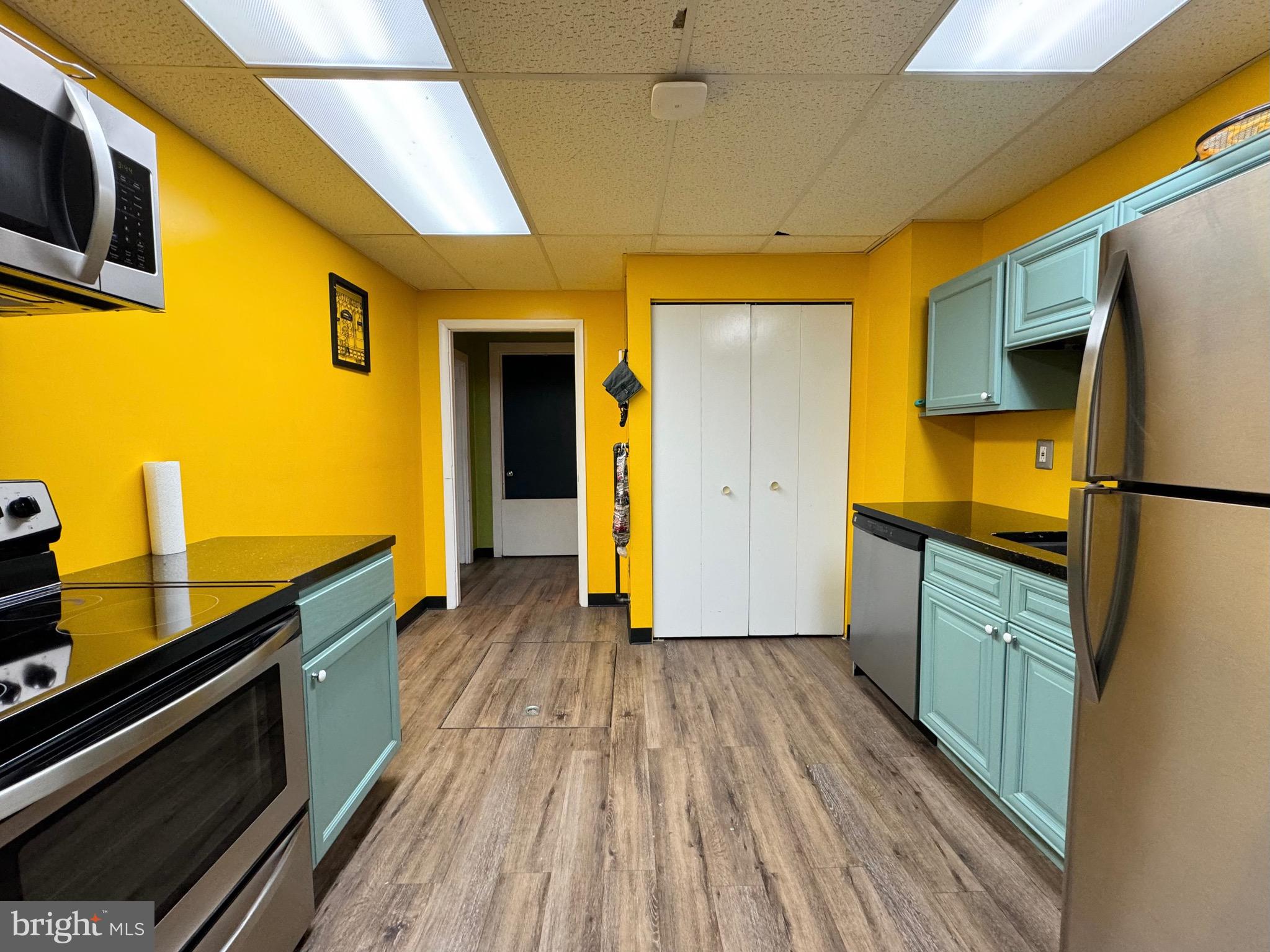 KENSINGTON - Residential