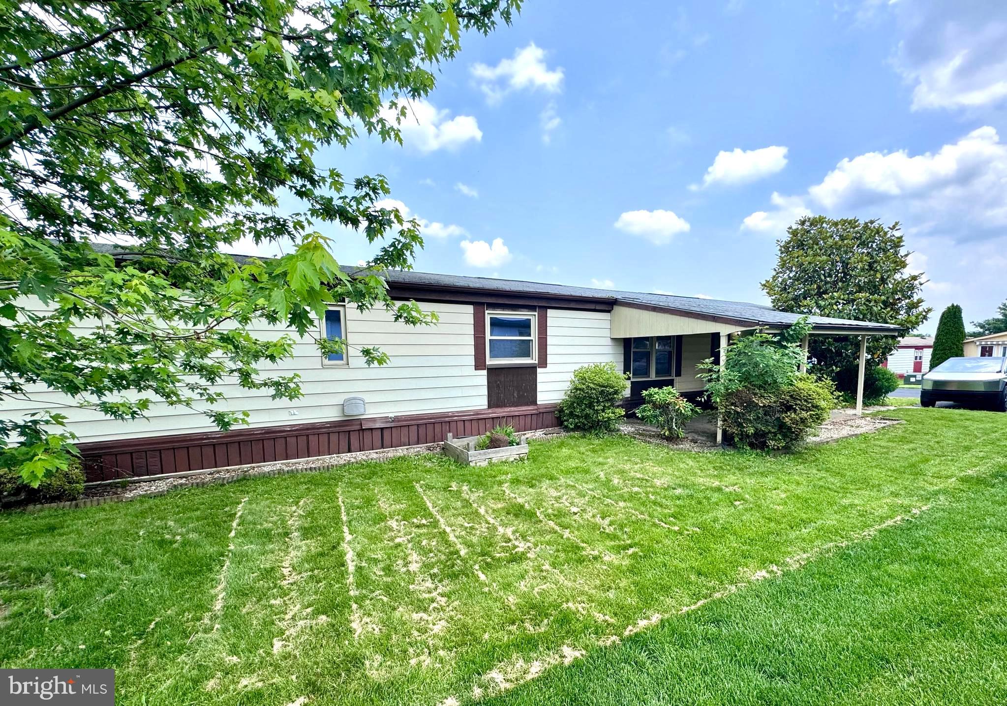 426 RUNNING BROOK ROAD