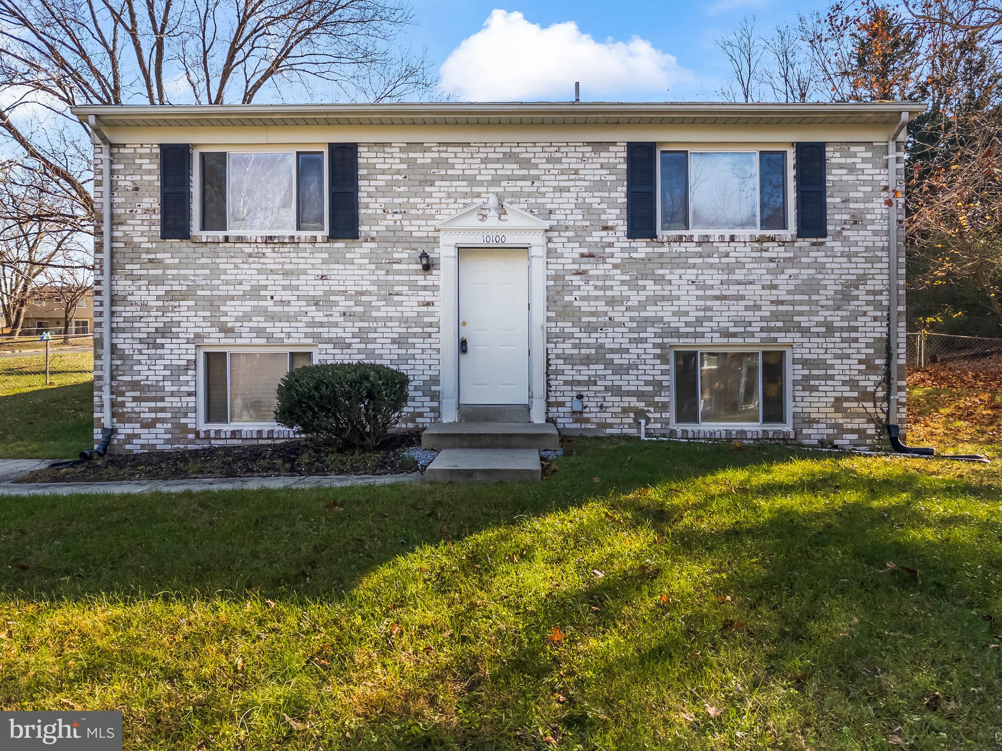 ROLLING ACRES - Residential