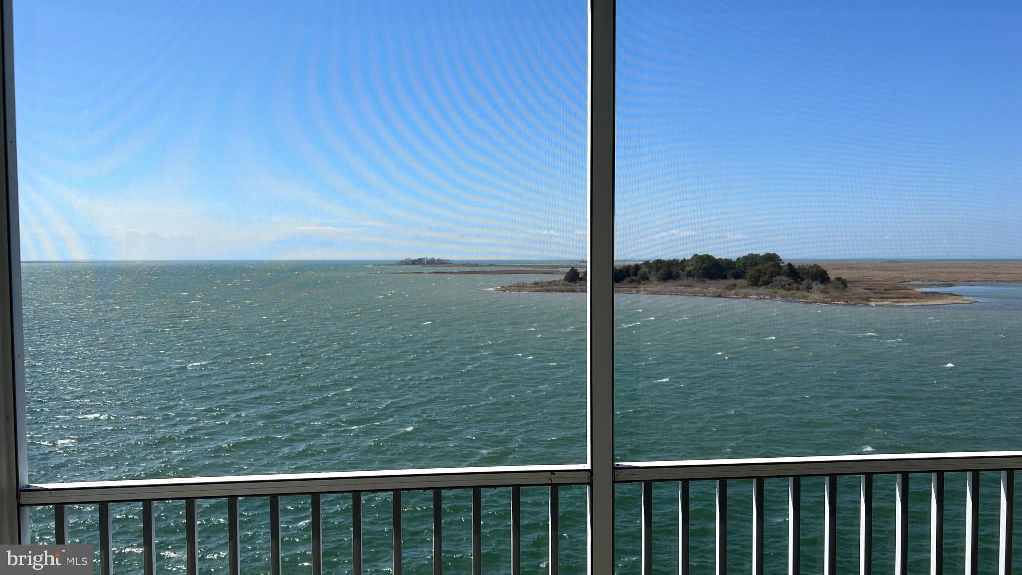 HARBOUR LIGHT CONDOS - Residential