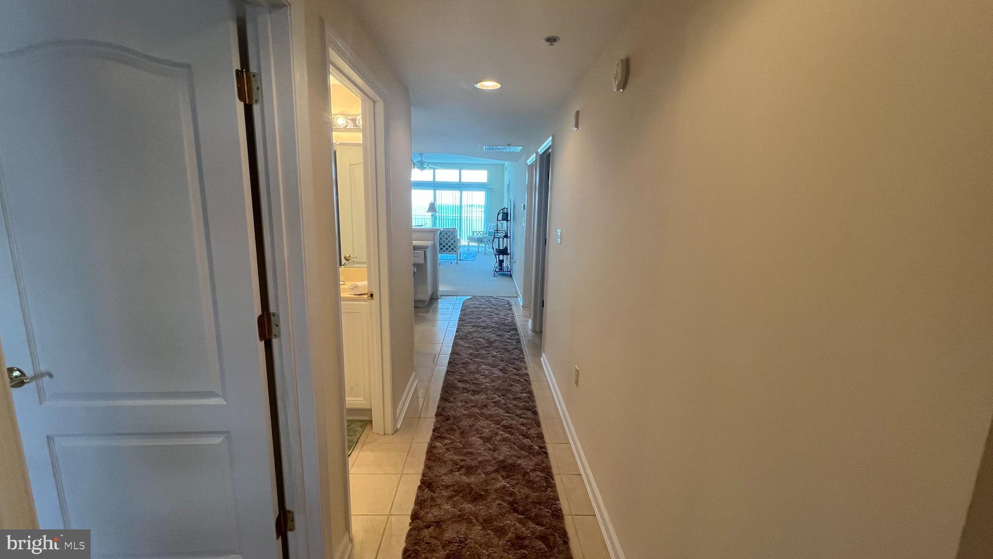 HARBOUR LIGHT CONDOS - Residential