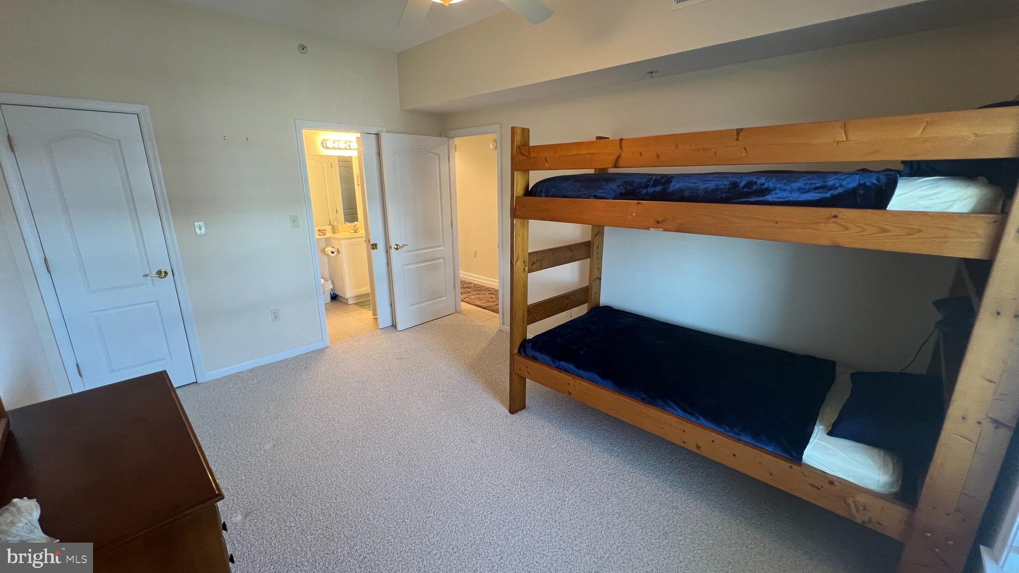 HARBOUR LIGHT CONDOS - Residential