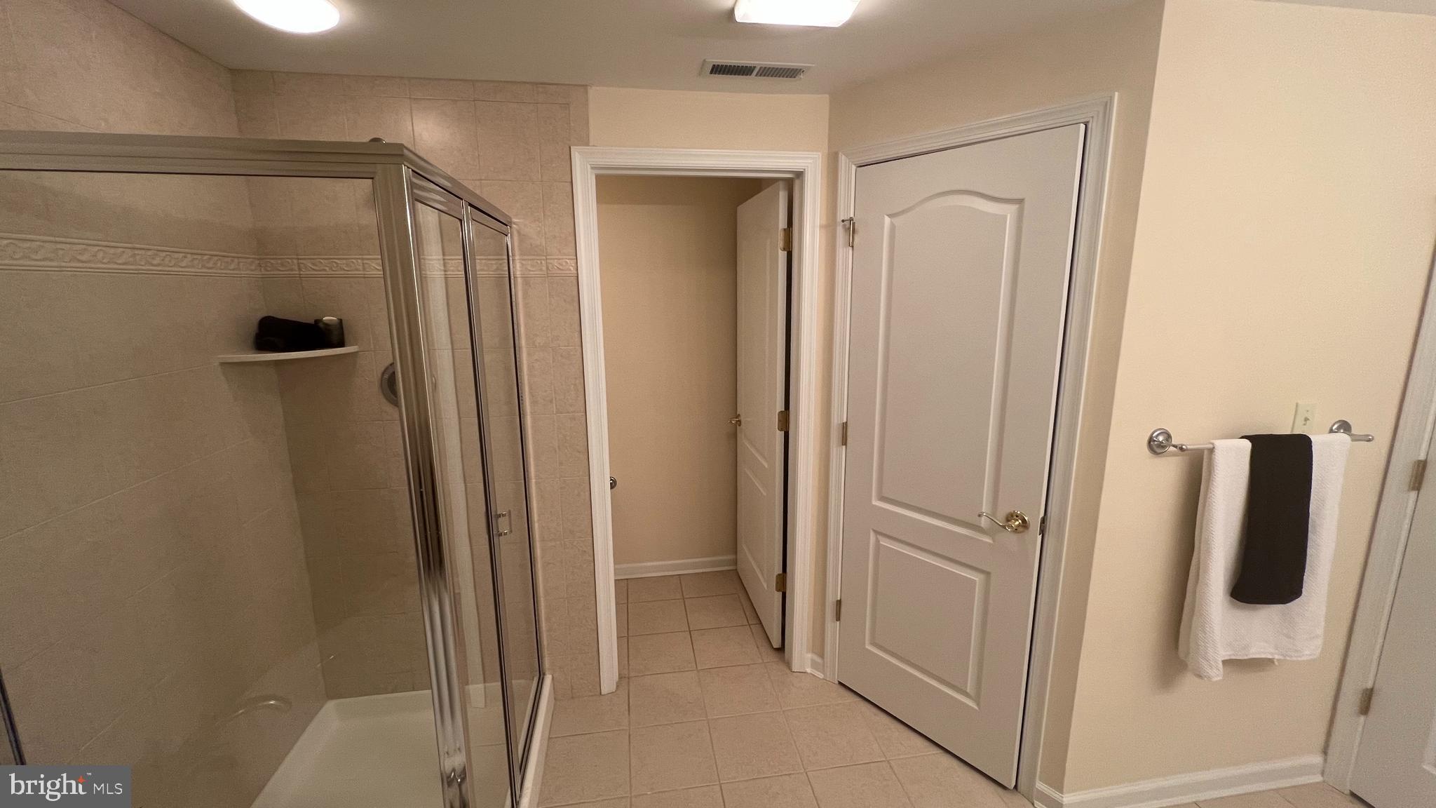 HARBOUR LIGHT CONDOS - Residential