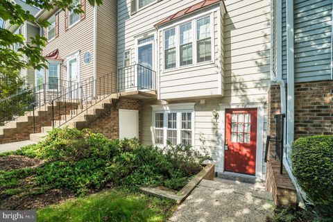 16198 TACONIC CIRCLE 66F DUMFRIES VA 22025