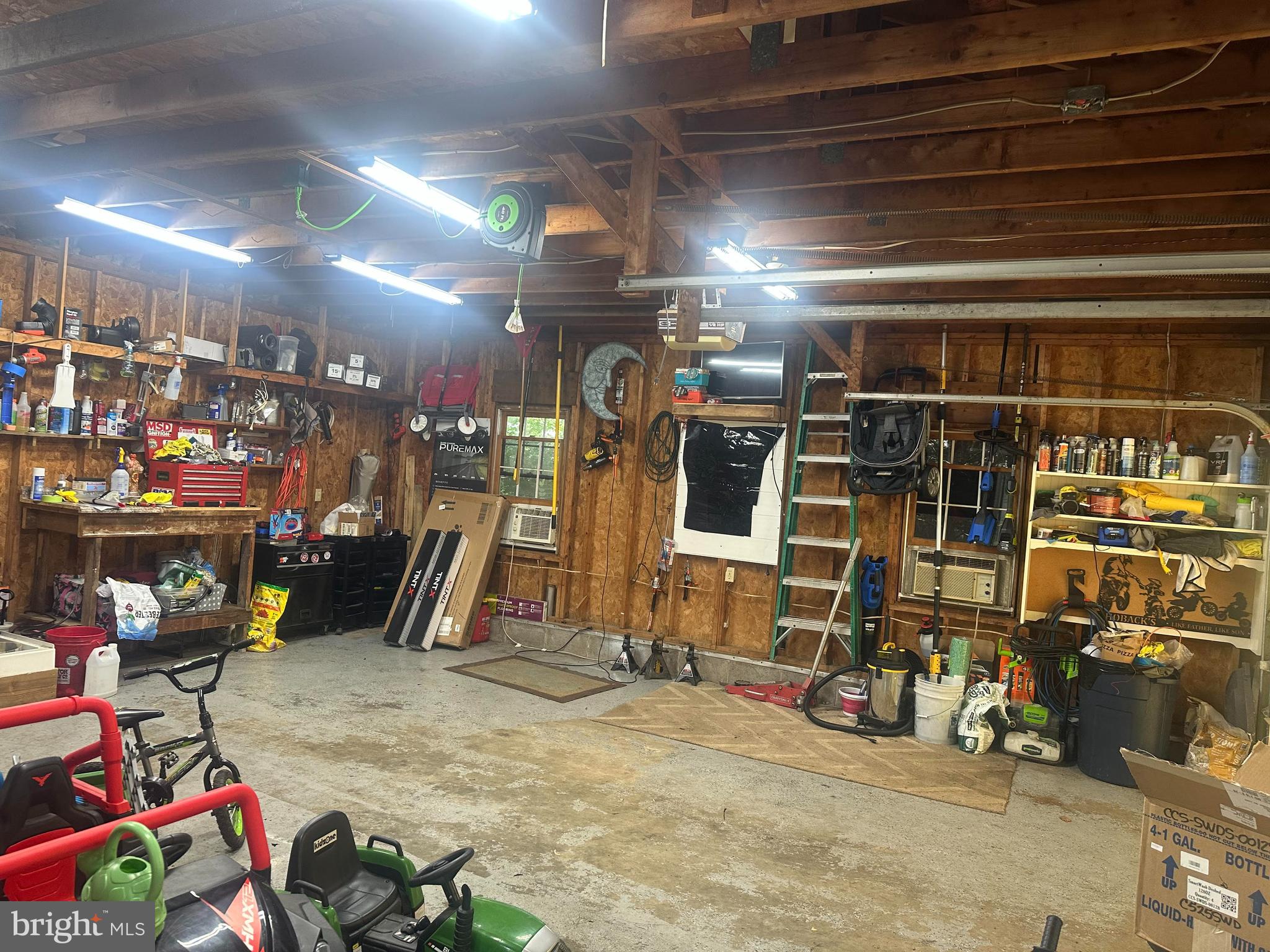 CHESTER HARBOR - Residential