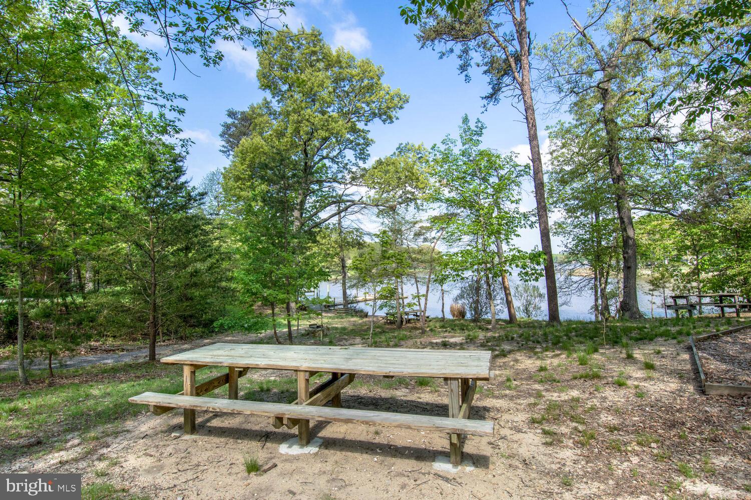 CHESTER HARBOR - Residential