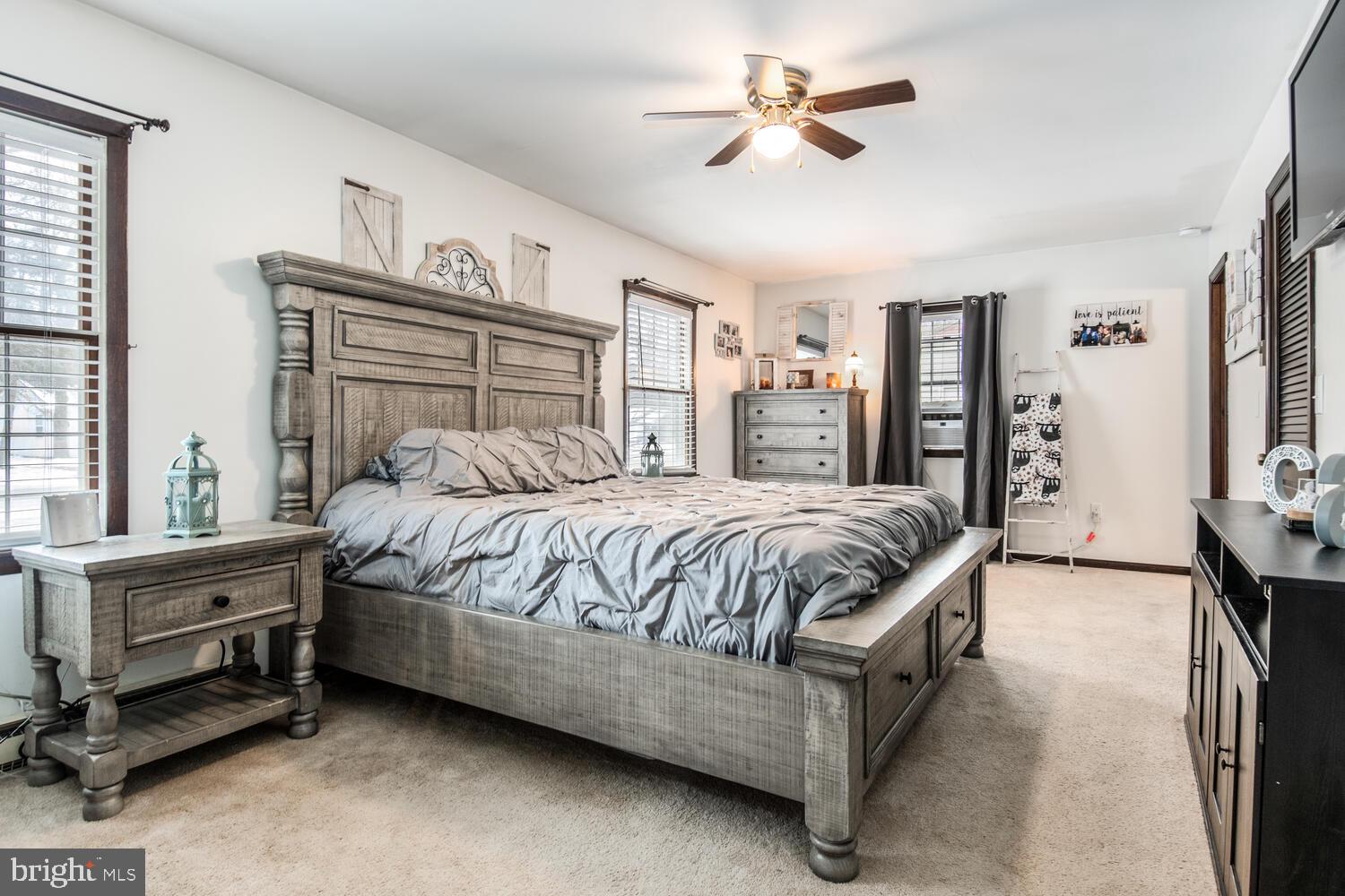 CHESTER HARBOR - Residential