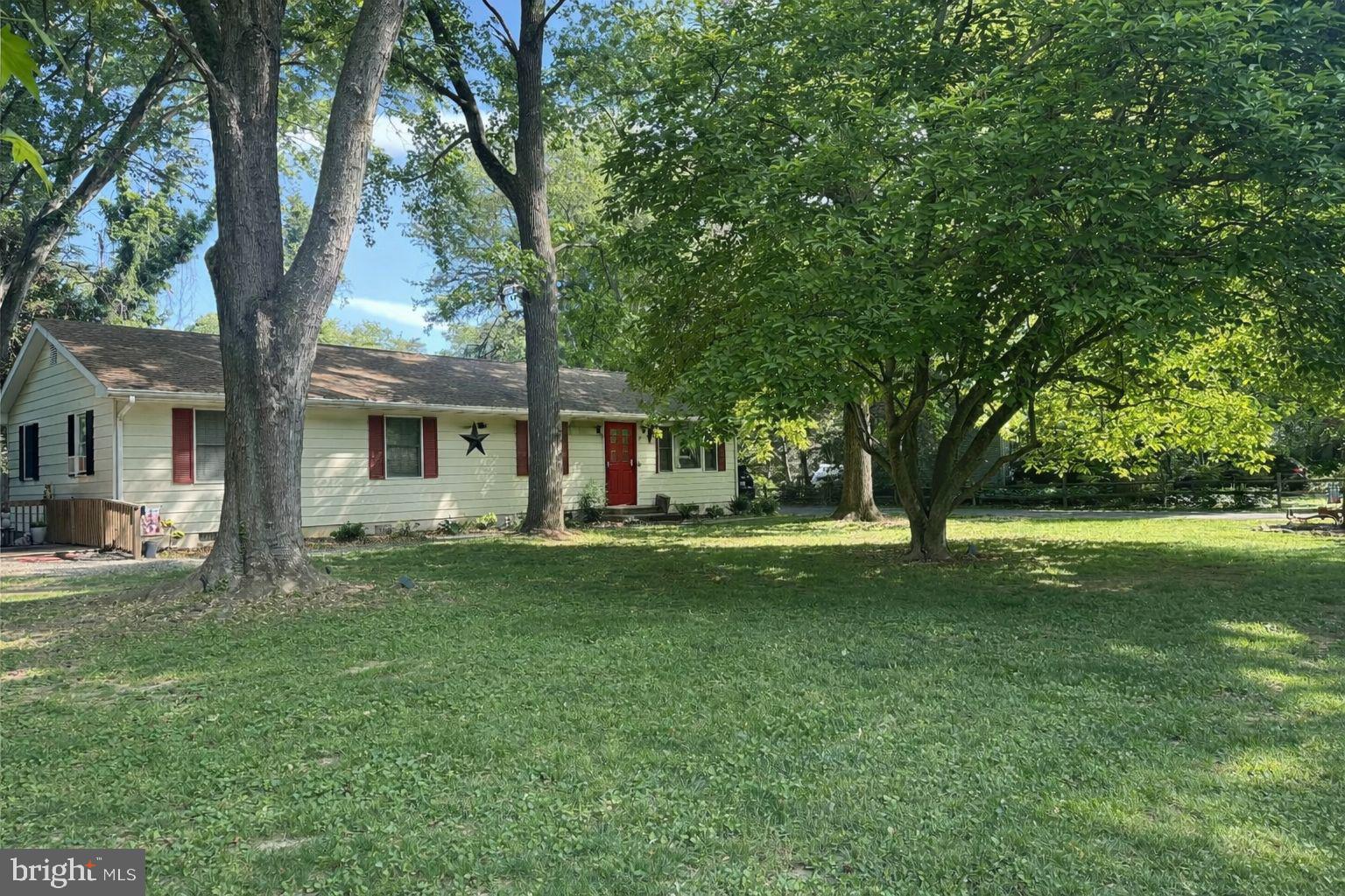 CHESTER HARBOR - Residential