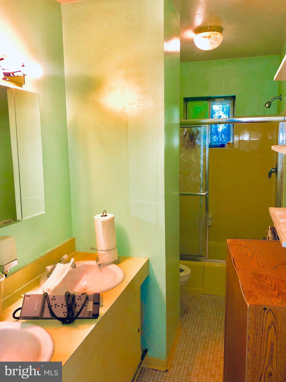 SEABROOK ESTATES - Residential