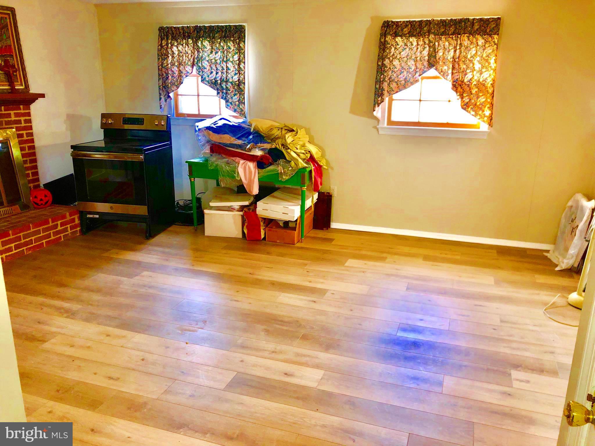 SEABROOK ESTATES - Residential