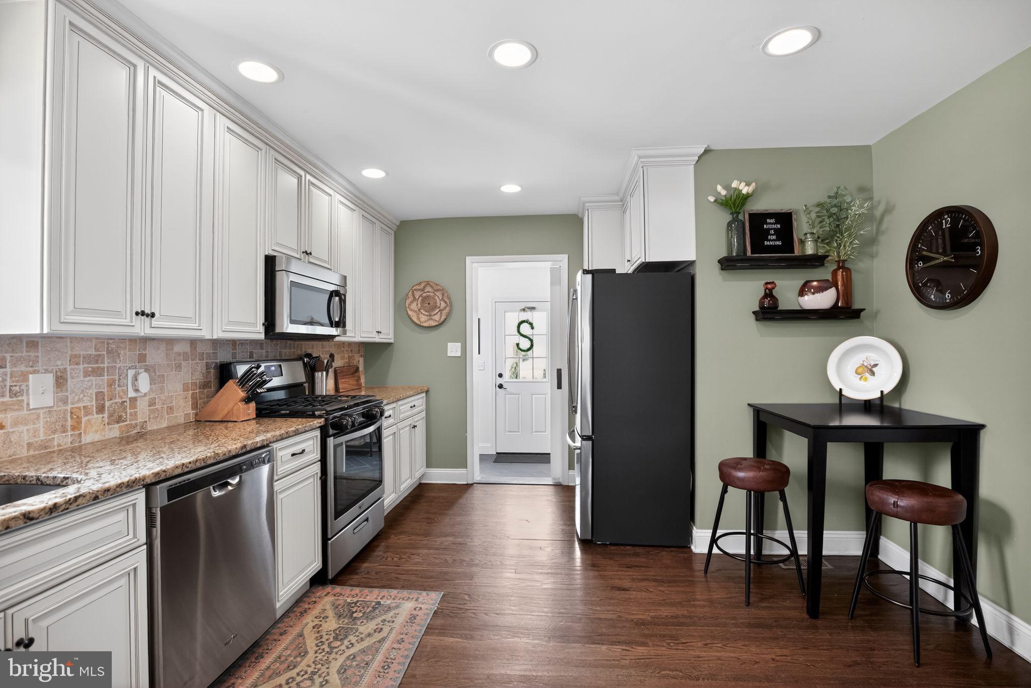 LAVEROCK - Residential