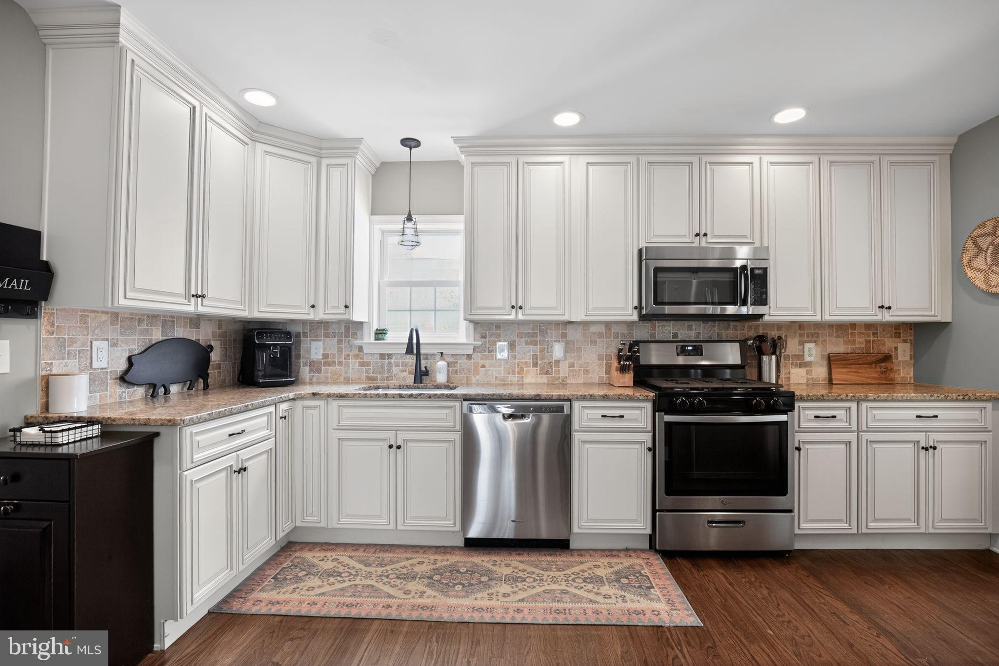 LAVEROCK - Residential