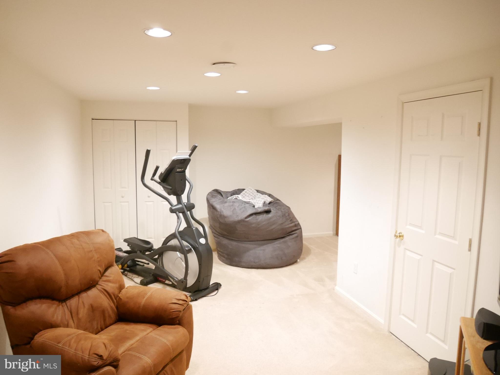 GLYNDON - Residential Lease