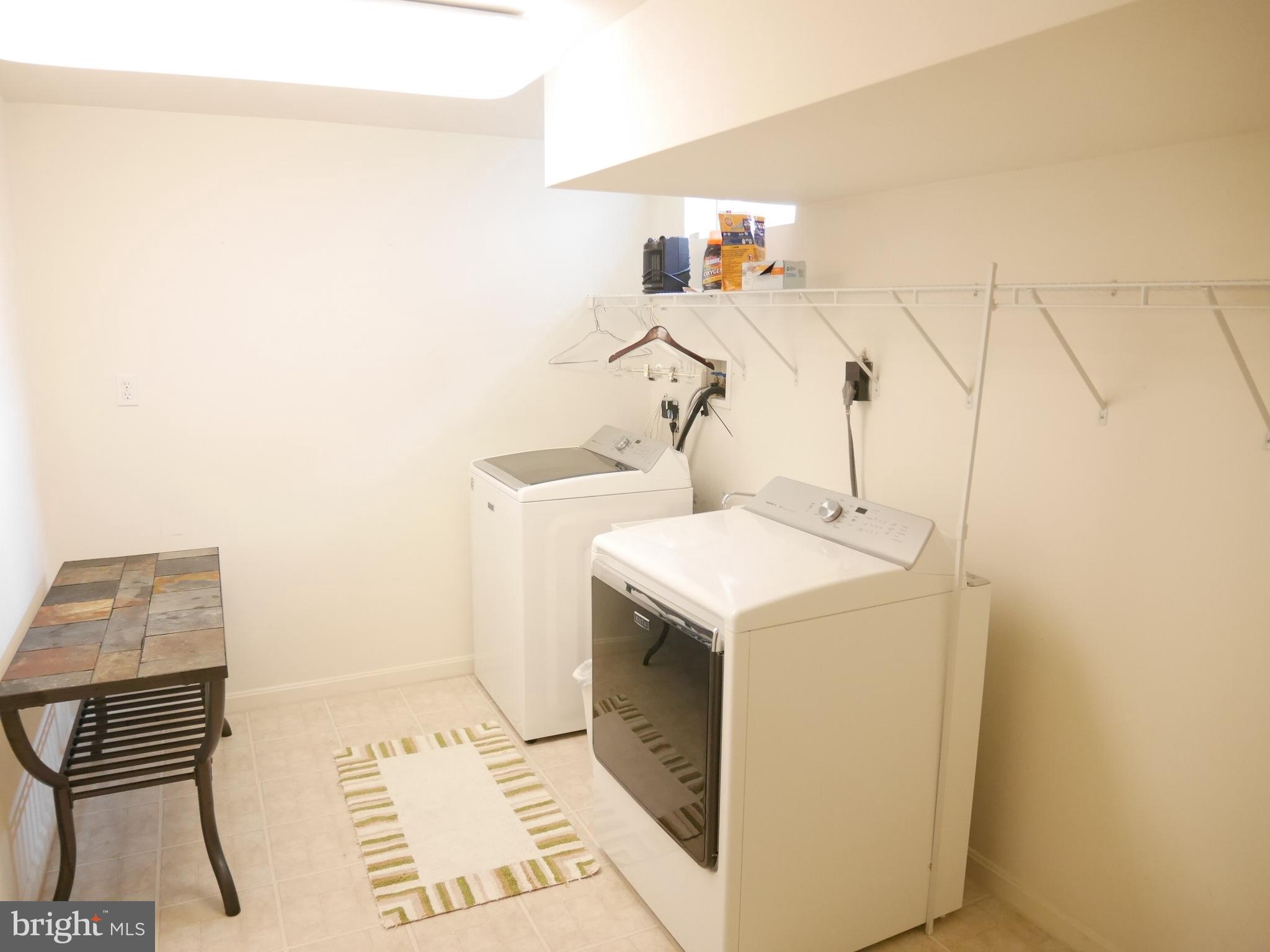 GLYNDON - Residential Lease