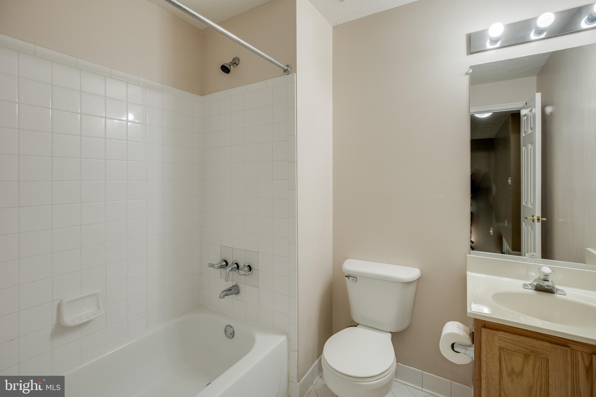 DALE CITY - Residential