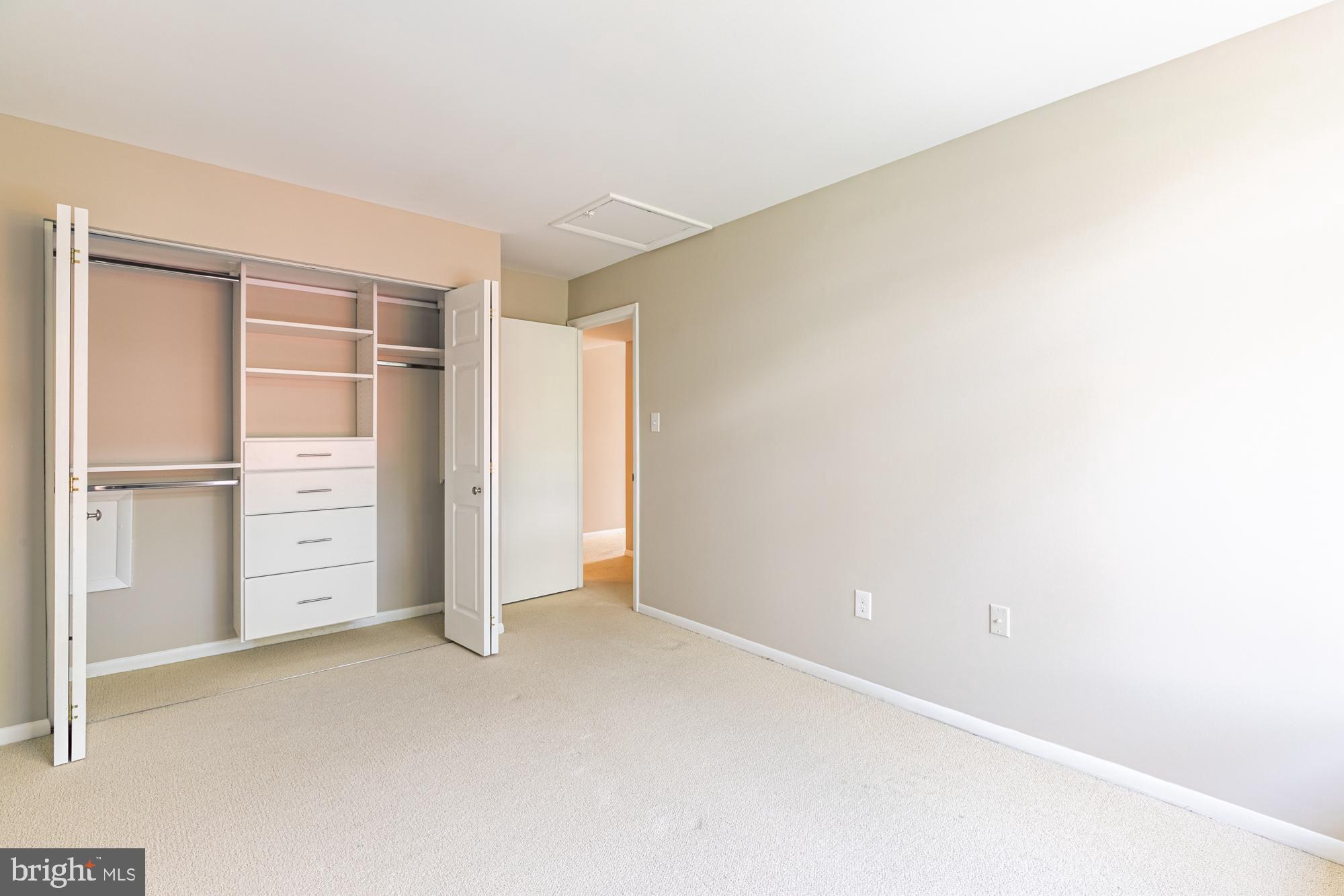 SOUTHAMPTON - Residential Lease