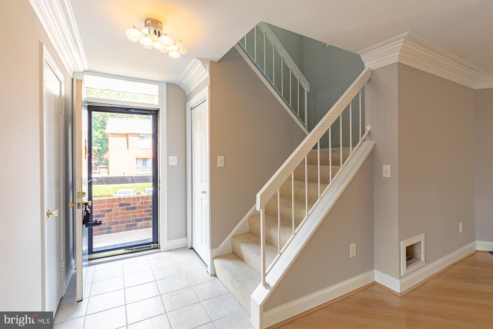 SOUTHAMPTON - Residential Lease