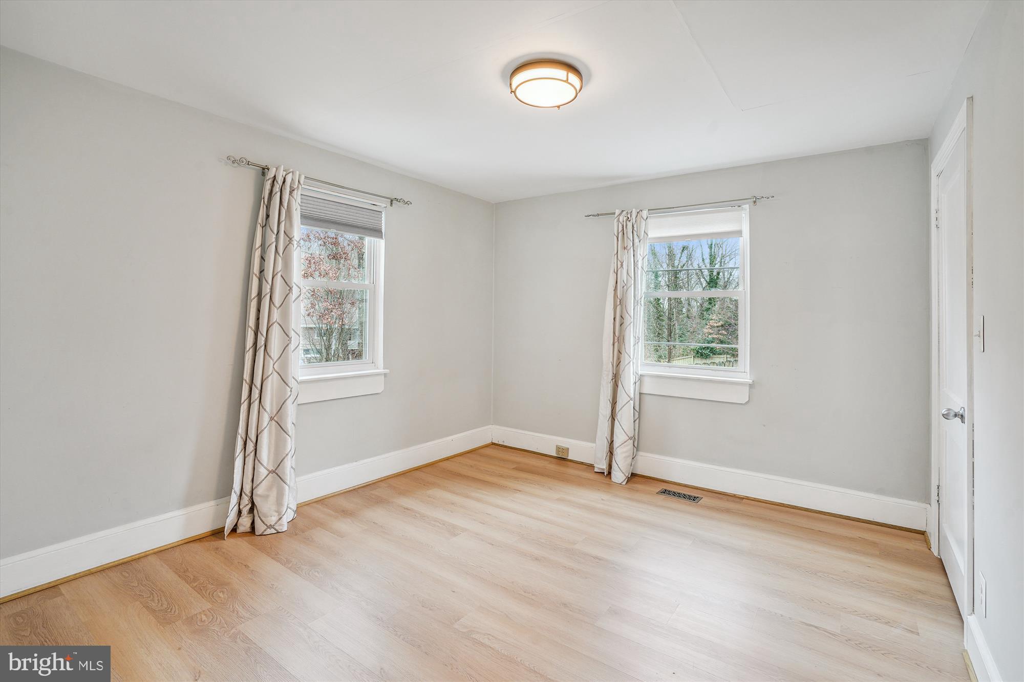 GRAHAM PARK J L CATO - Residential Lease