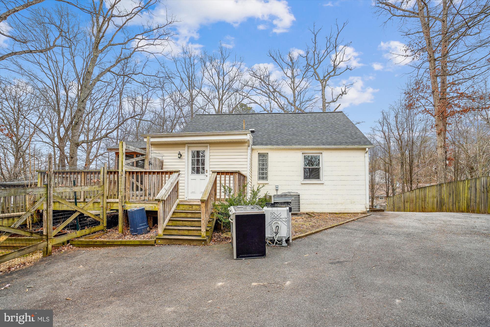 GRAHAM PARK J L CATO - Residential Lease