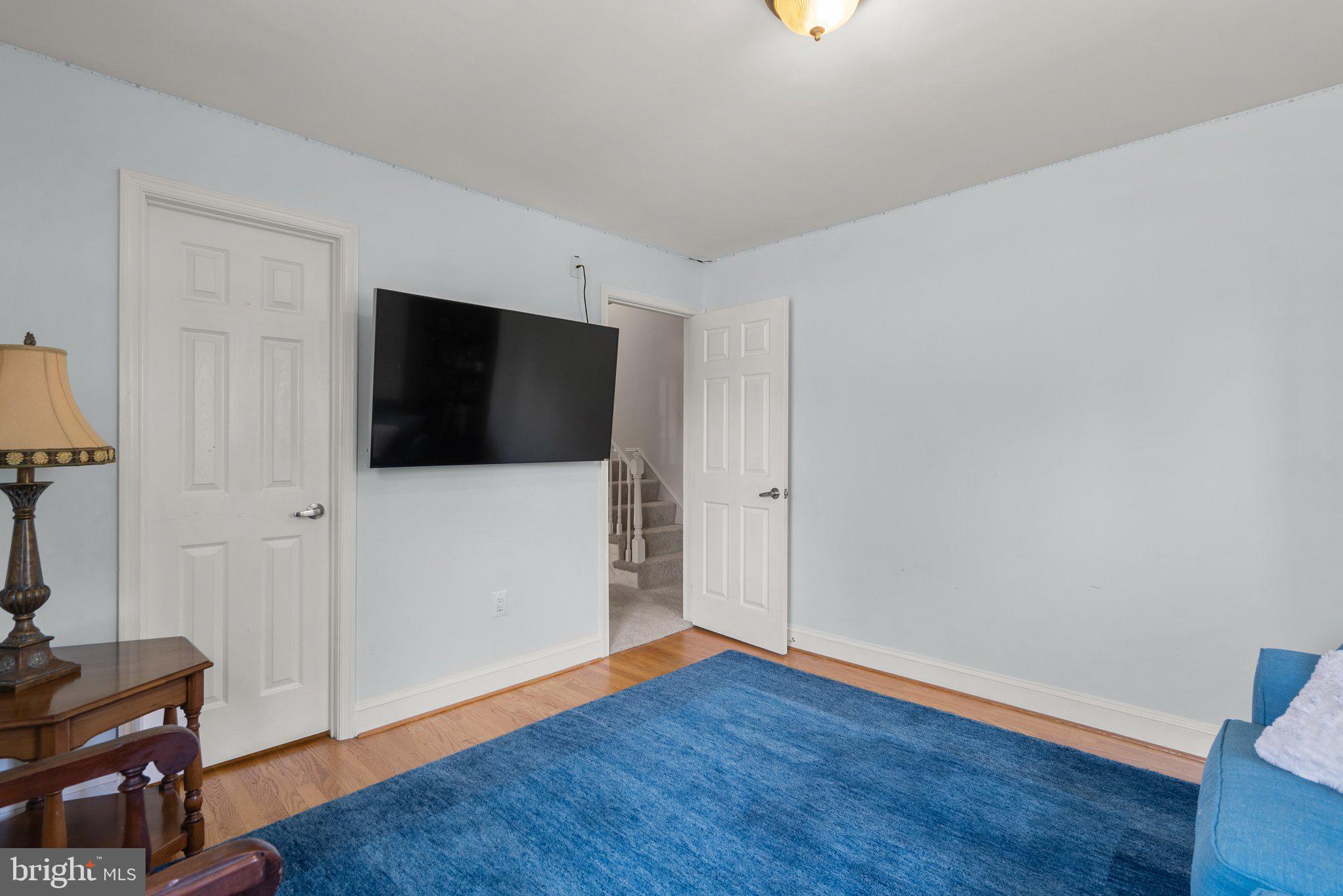 BROOKVILLE KNOLLS - Residential