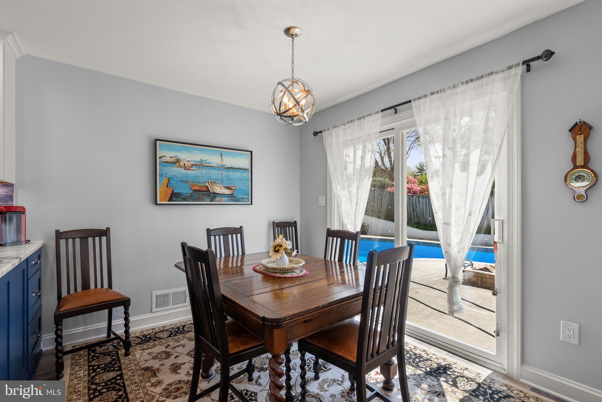 BROOKVILLE KNOLLS - Residential