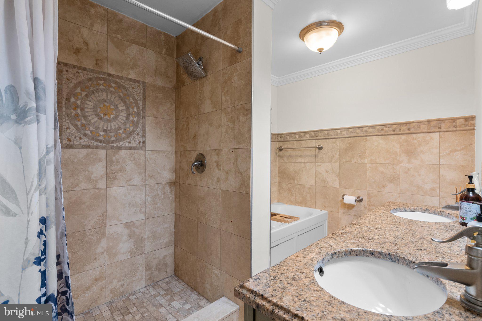 BROOKVILLE KNOLLS - Residential