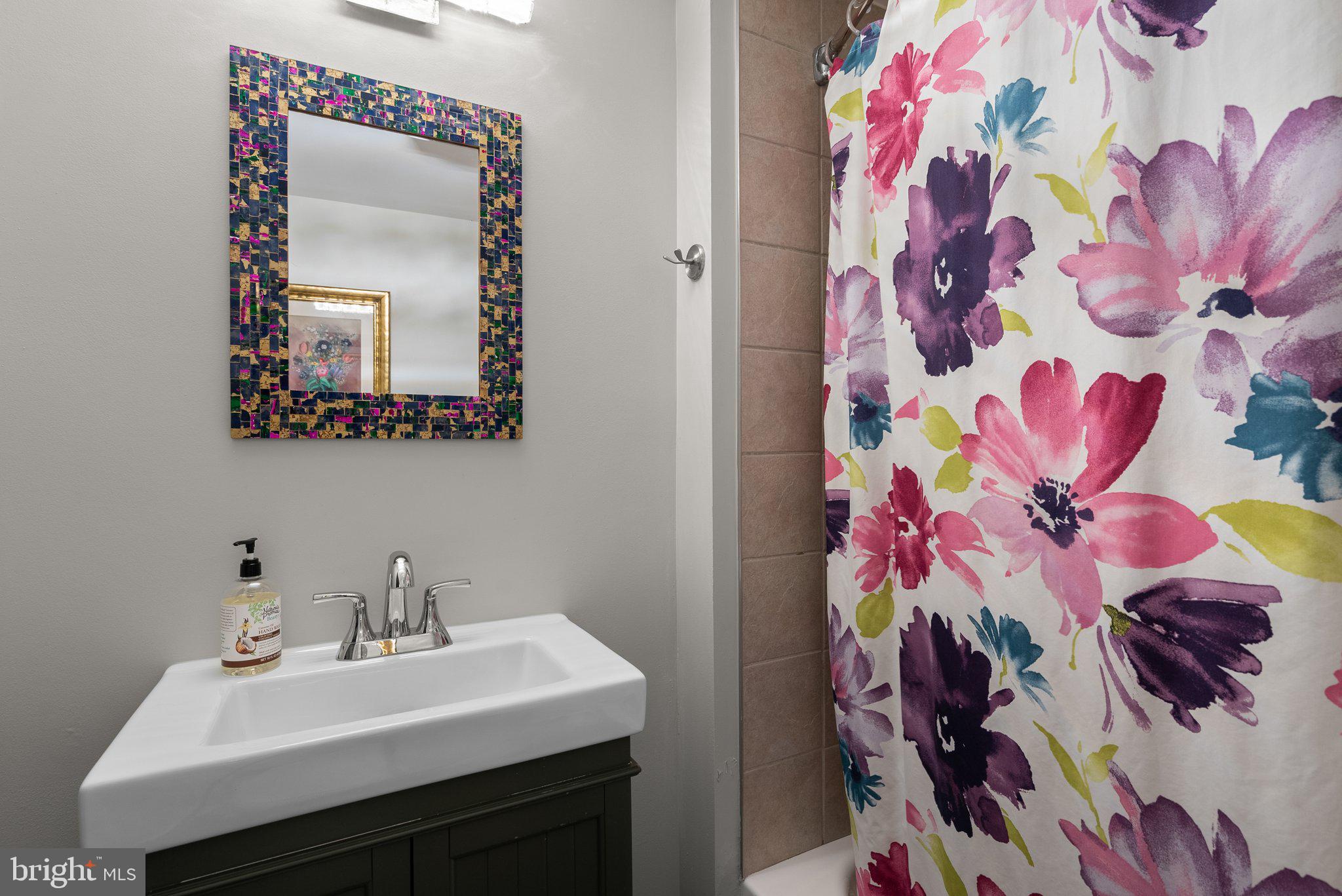 BROOKVILLE KNOLLS - Residential