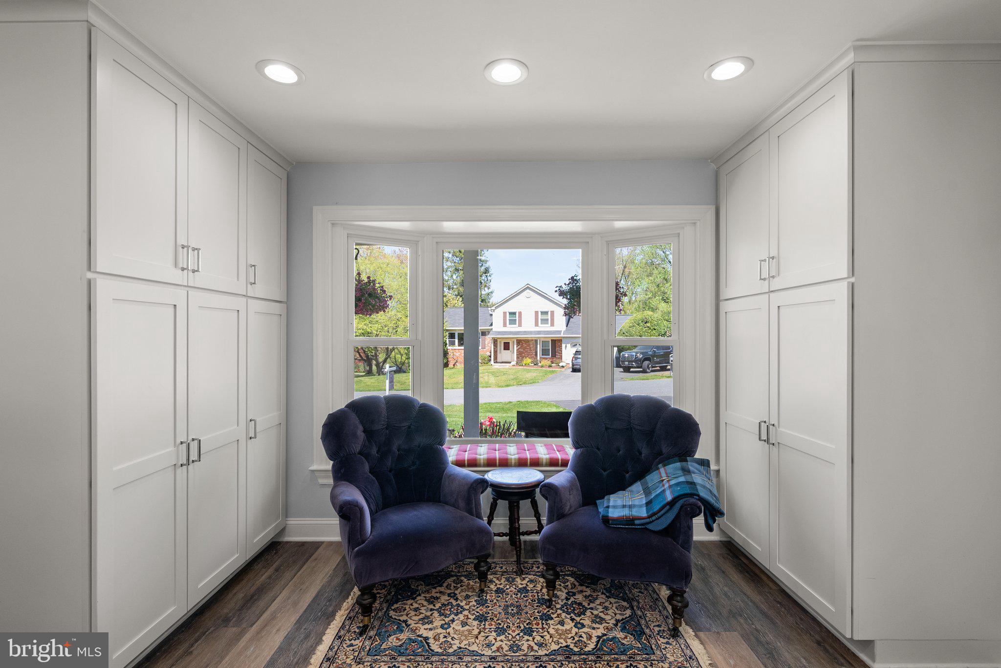 BROOKVILLE KNOLLS - Residential