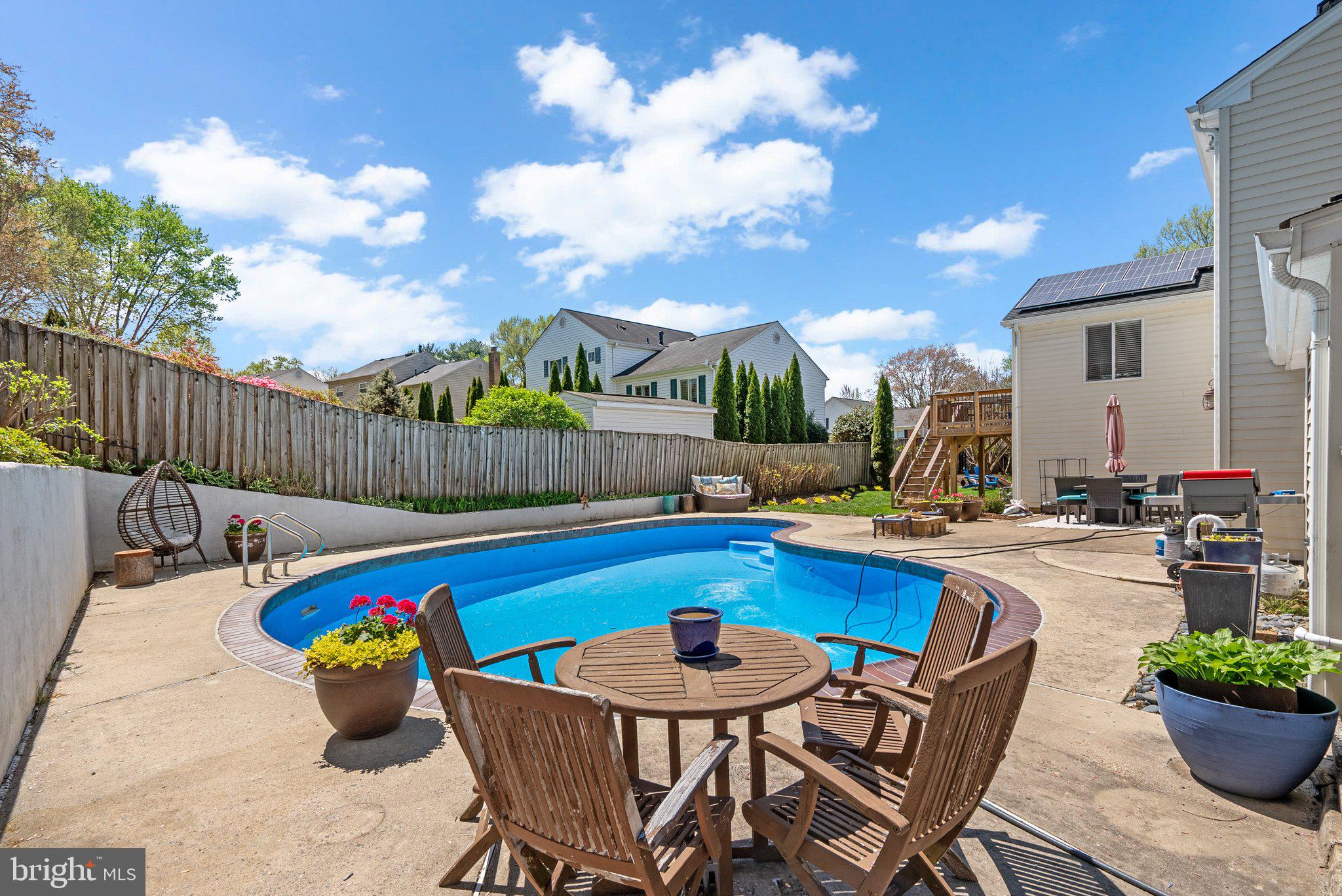 BROOKVILLE KNOLLS - Residential