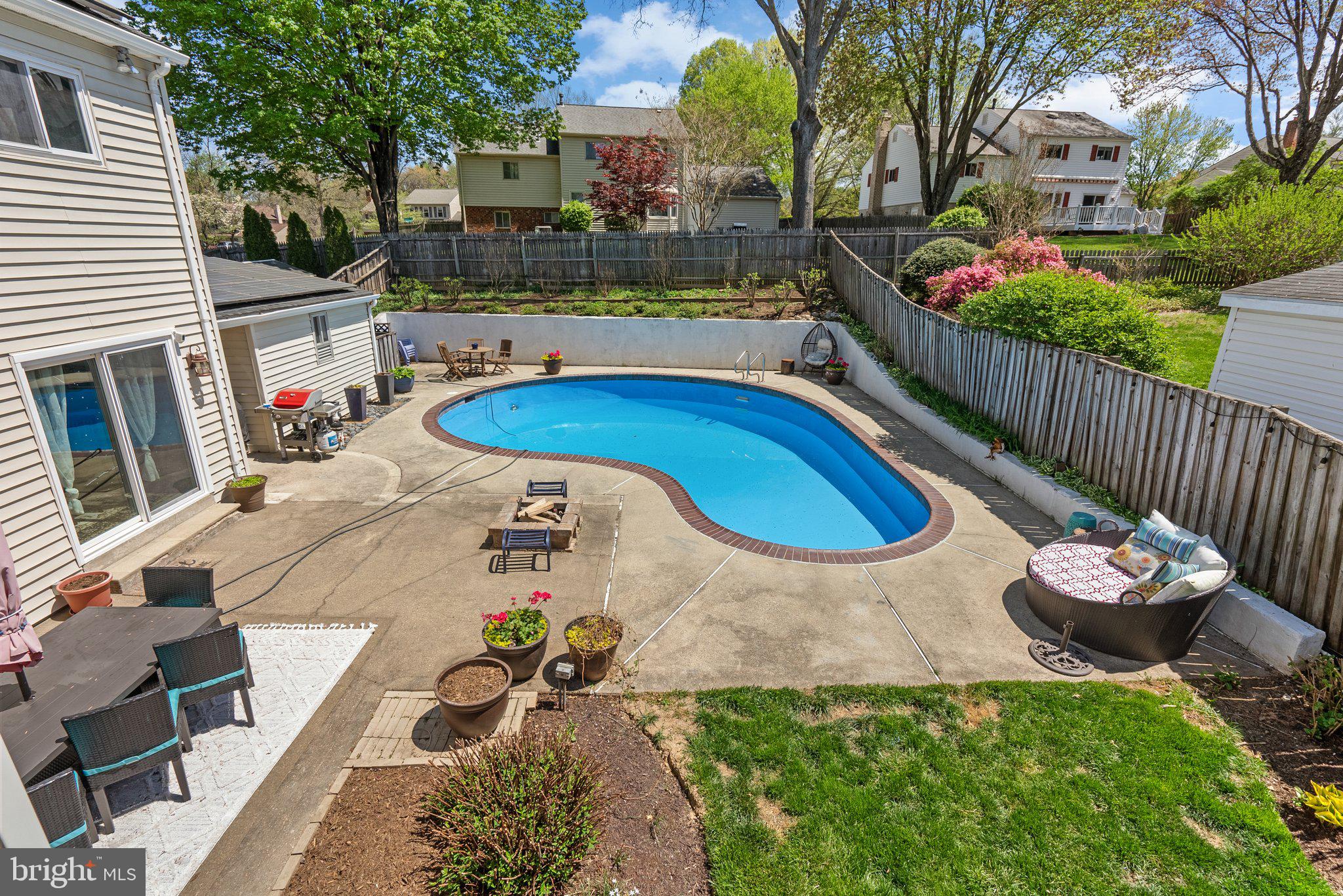 BROOKVILLE KNOLLS - Residential