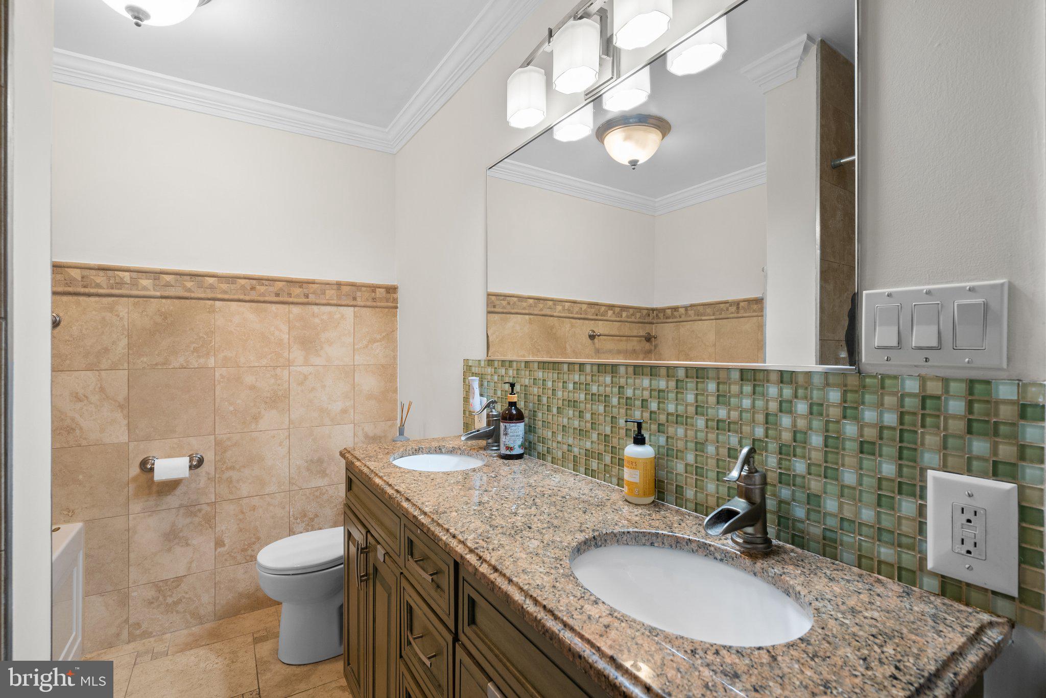 BROOKVILLE KNOLLS - Residential