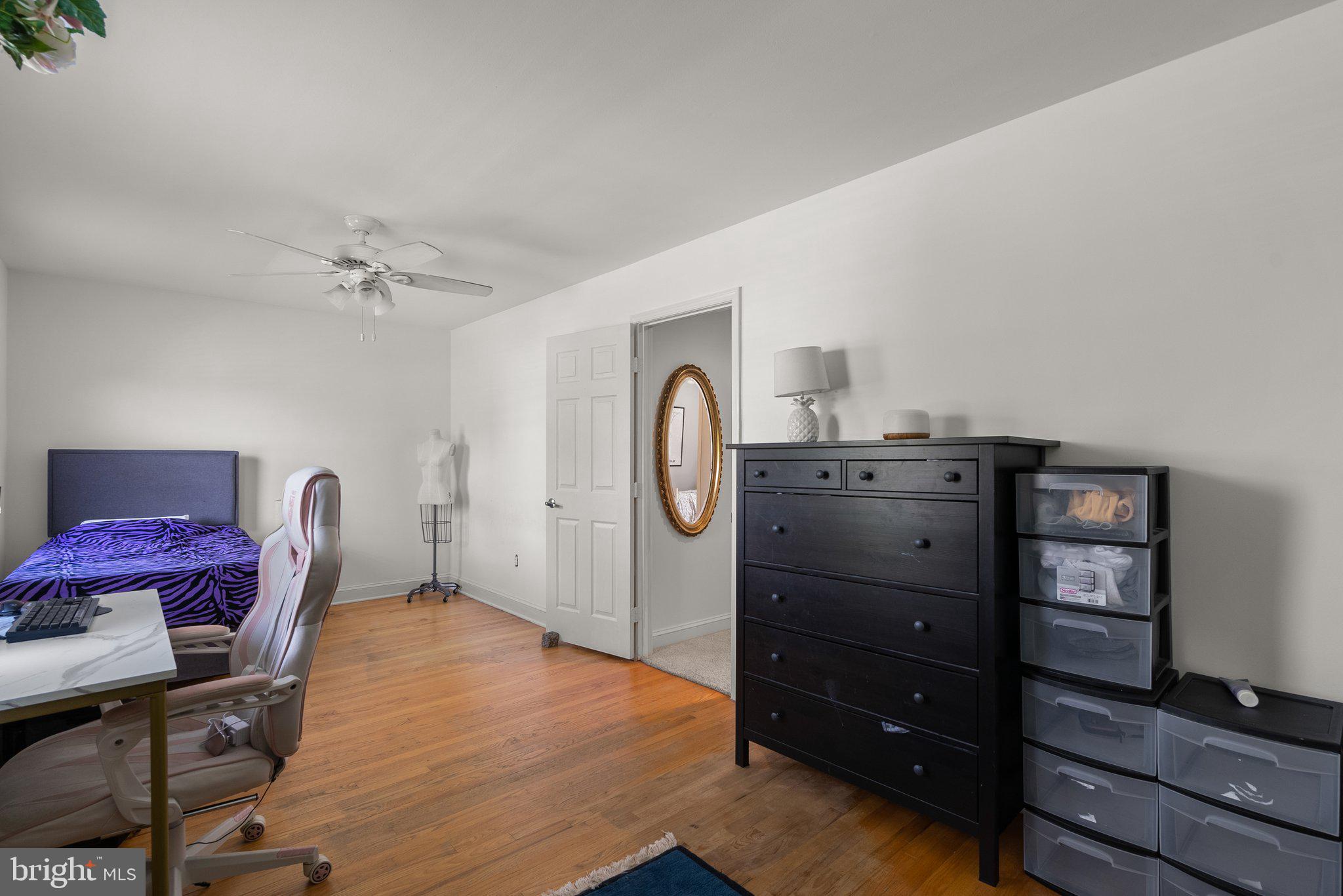 BROOKVILLE KNOLLS - Residential