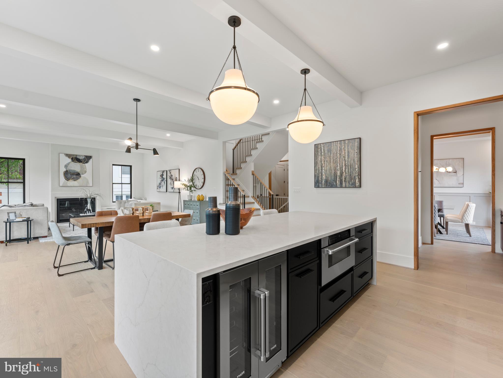 VIENNA WOODS - Residential