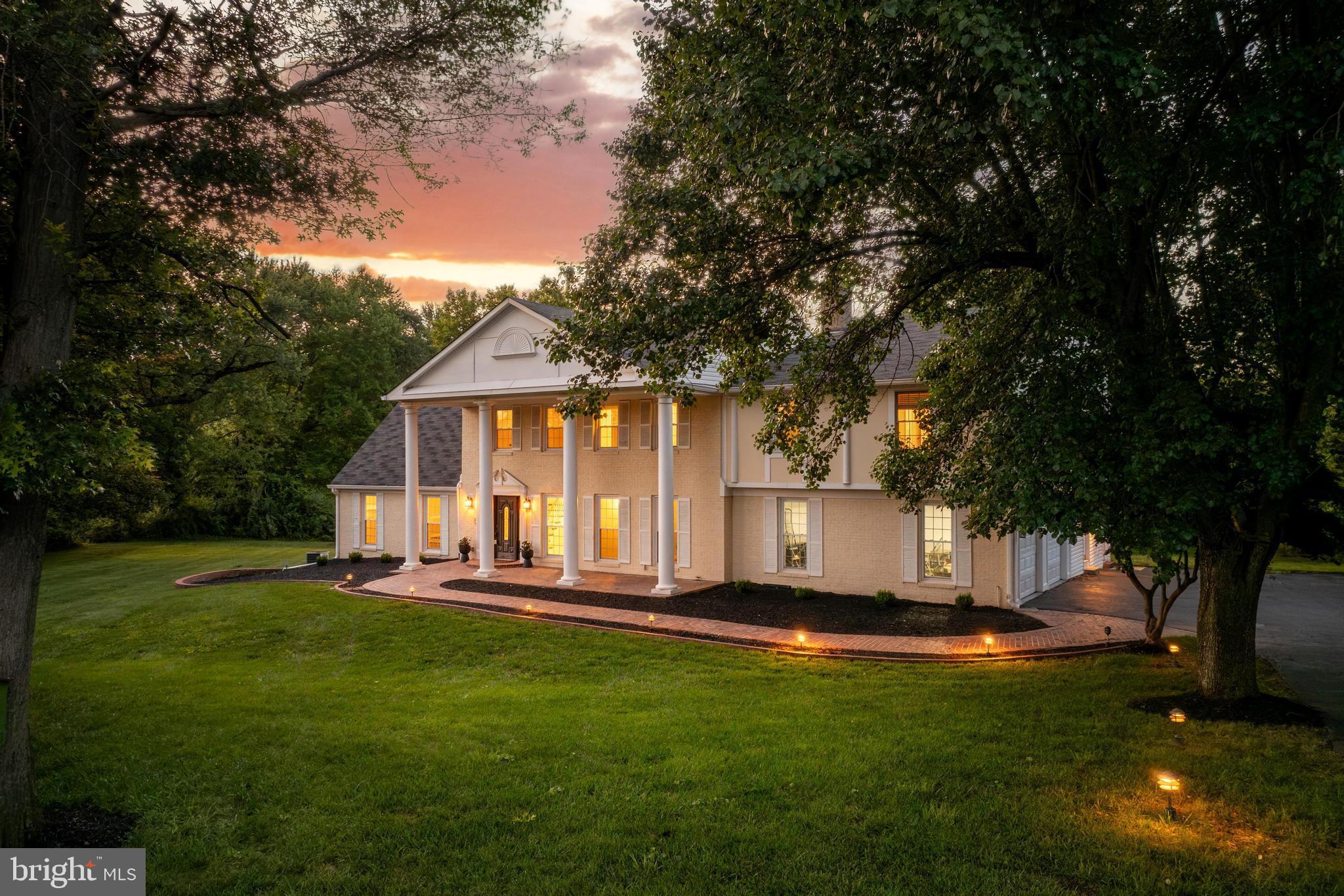10520 HUNTING CREST LANE