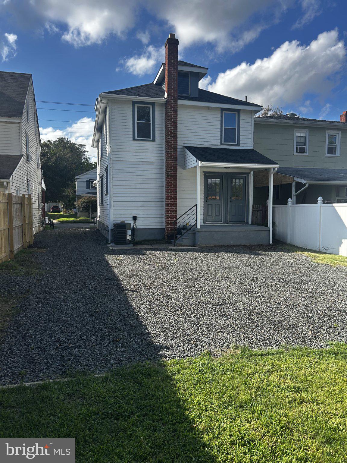 1736 KINGS HIGHWAY